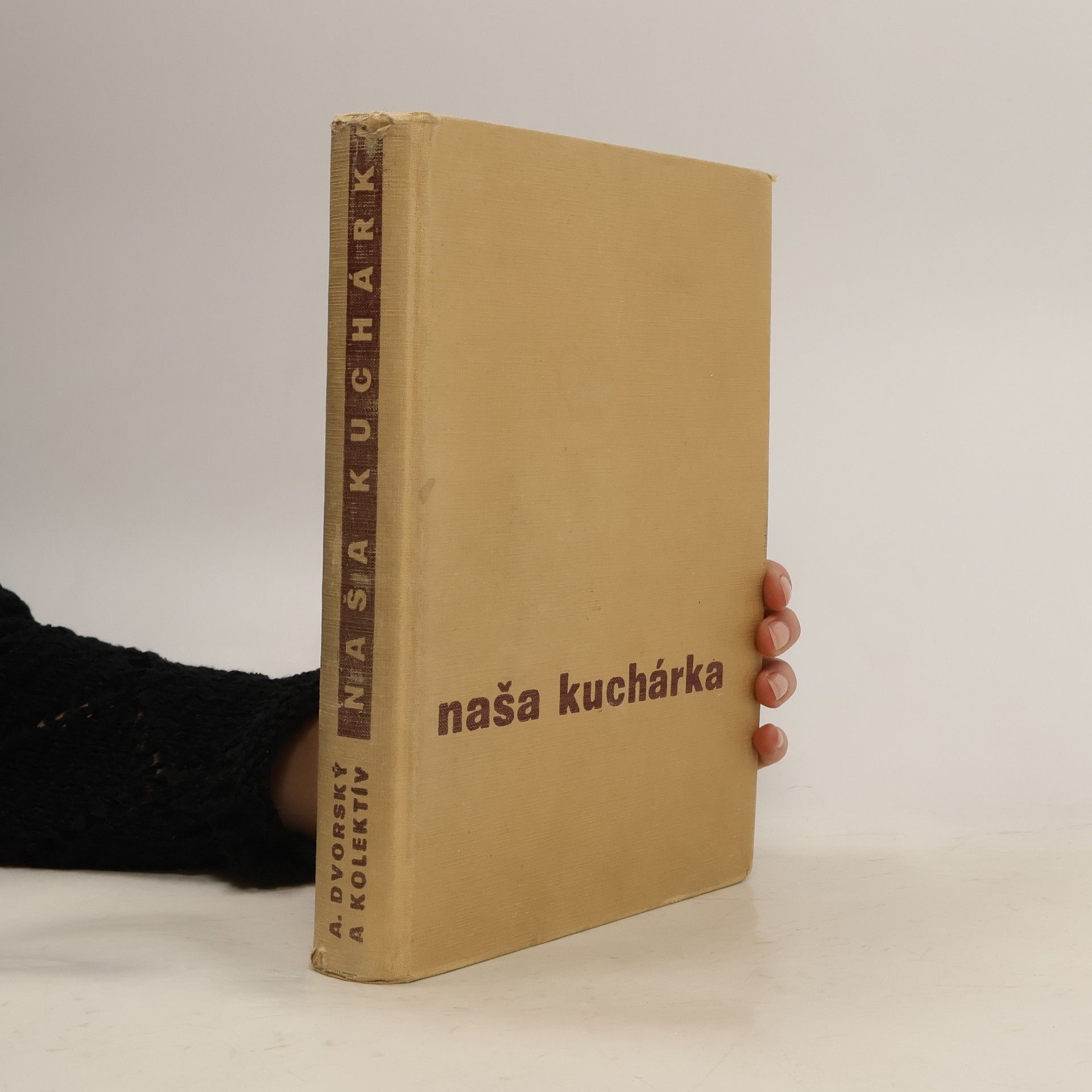 Autorenkollektiv Naša kuchárka pre zdravých a chorých