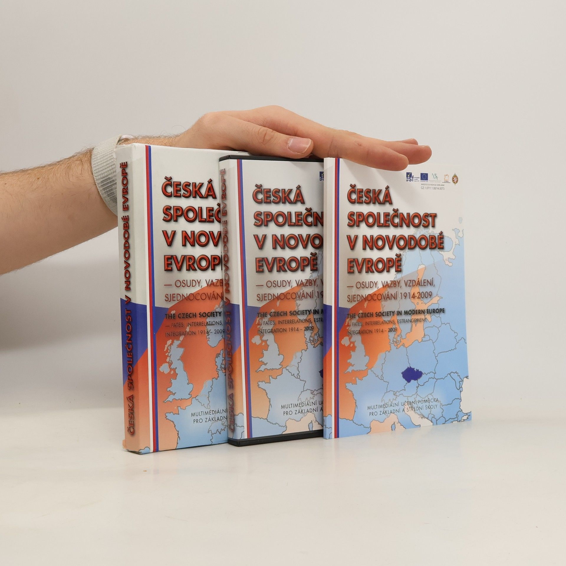 Autores varios Česká společnost v novodobé Evropě (2 DVD + uživatelská příručka)