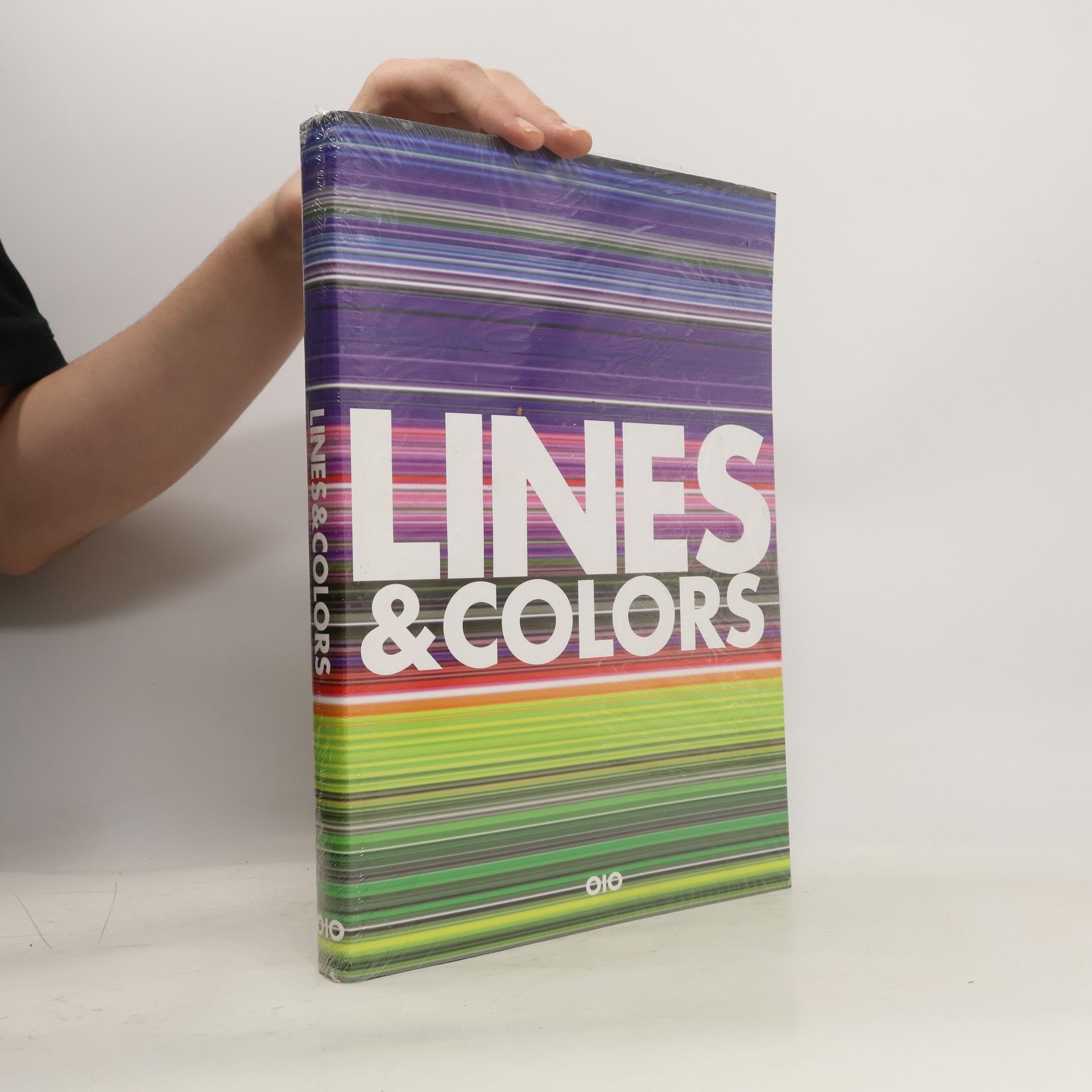 An Idiot Lines & colors