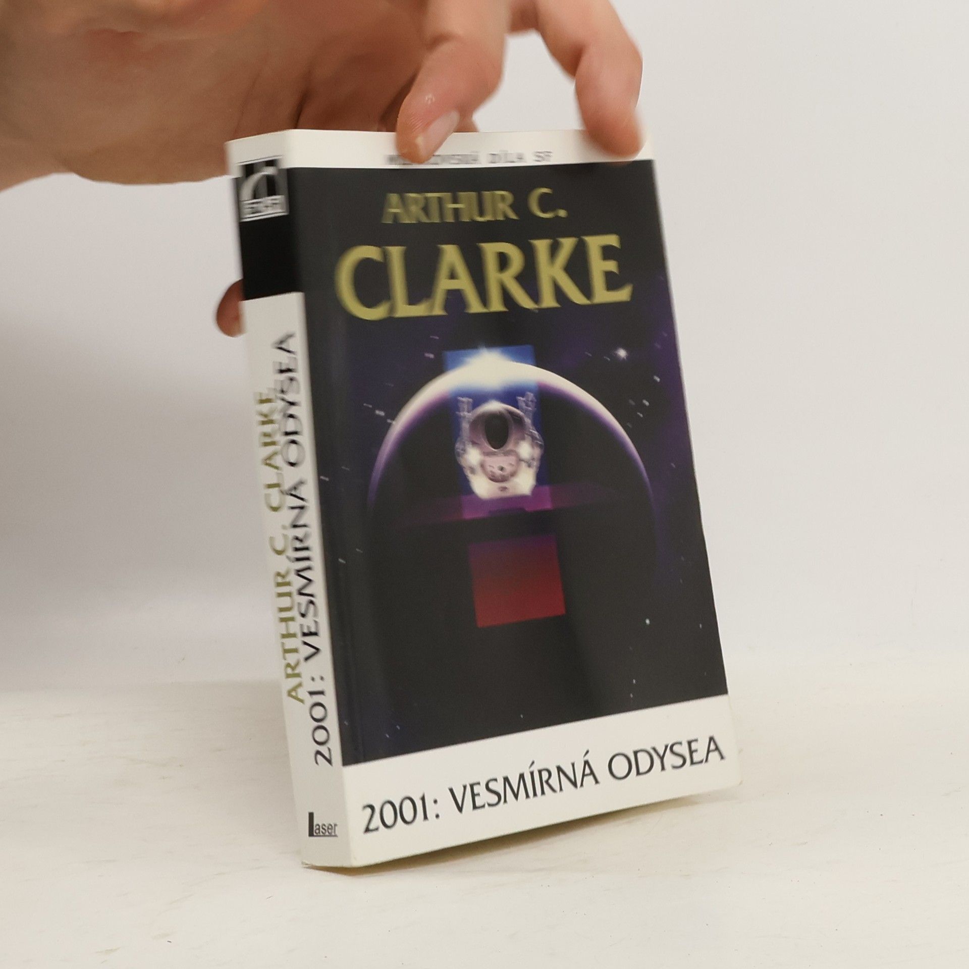 Arthur C. Clarke 2001: Vesmírná odysea