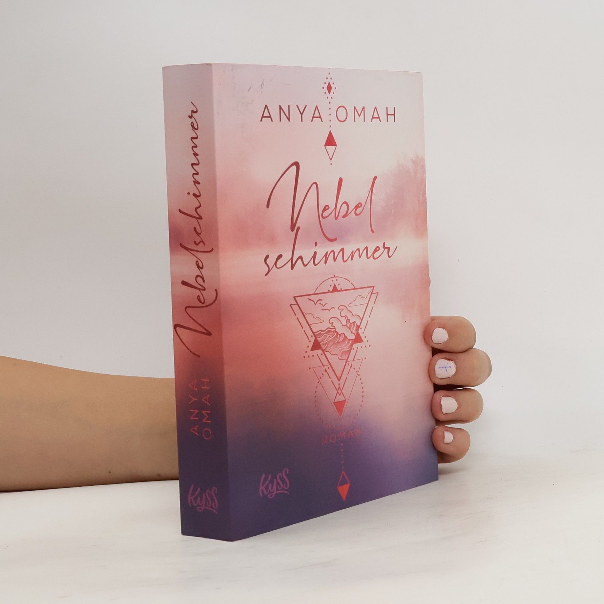 Anya Omah Nebelschimmer