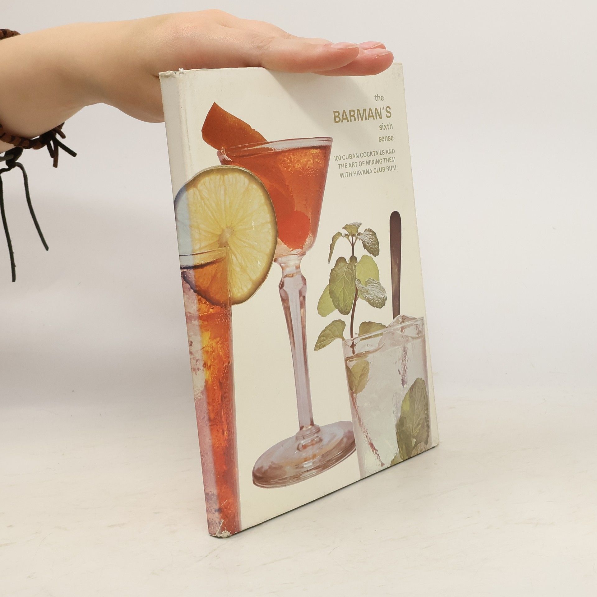 Auteurscollectief The barman's sixth sense