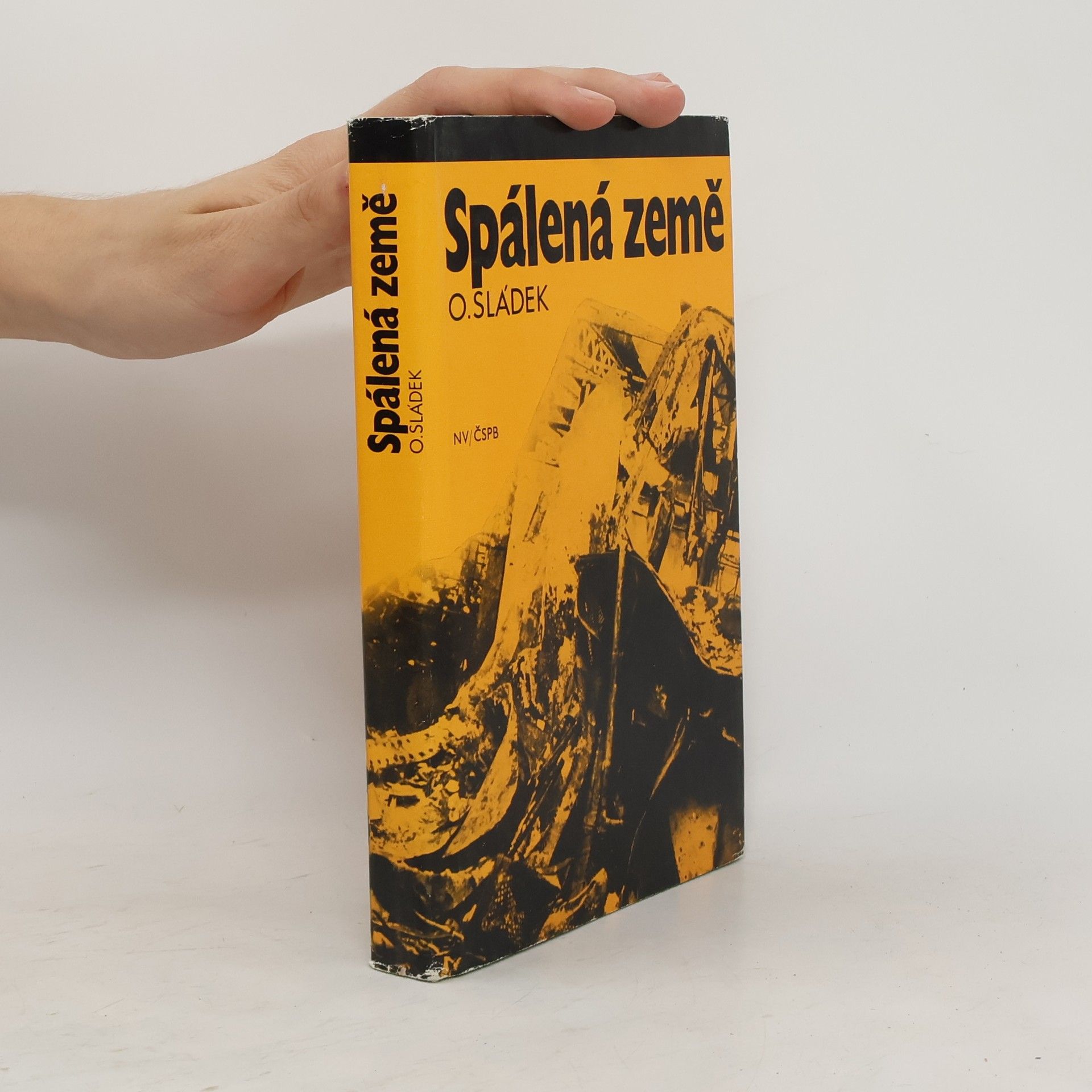 Oldřich Sládek Spálená země