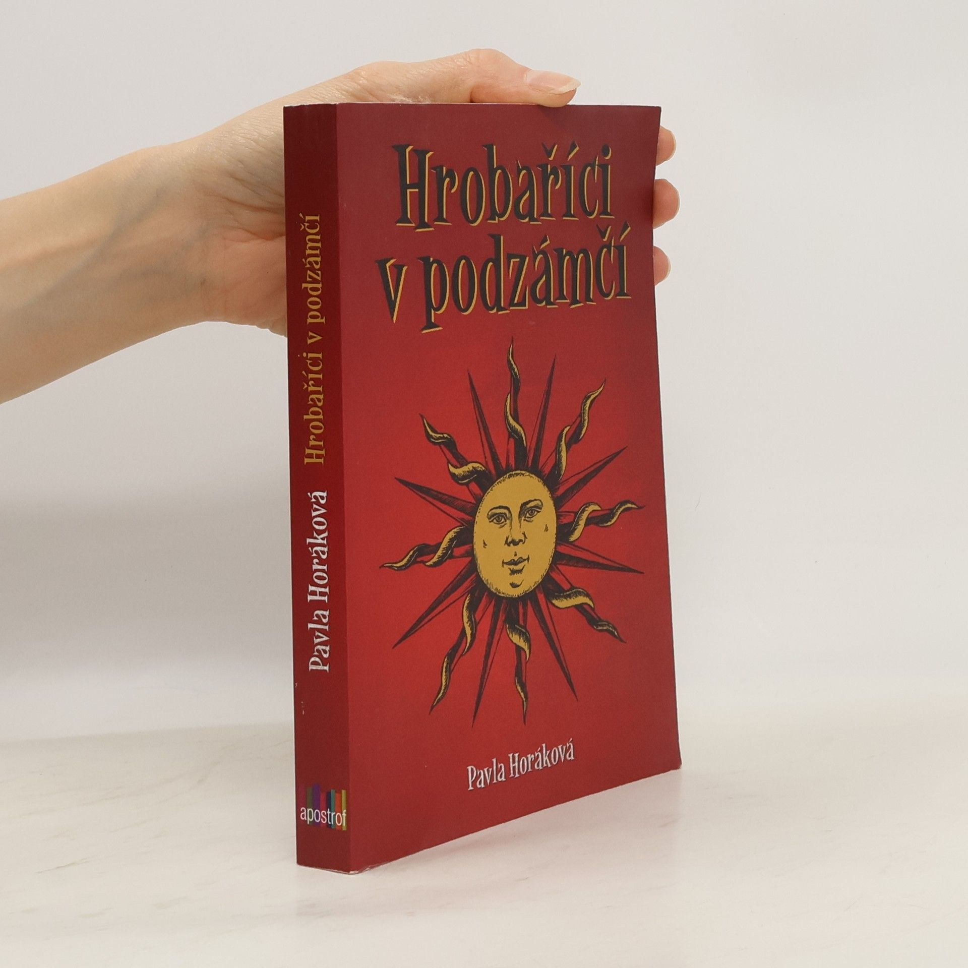 Hrobaříci v podzámčí