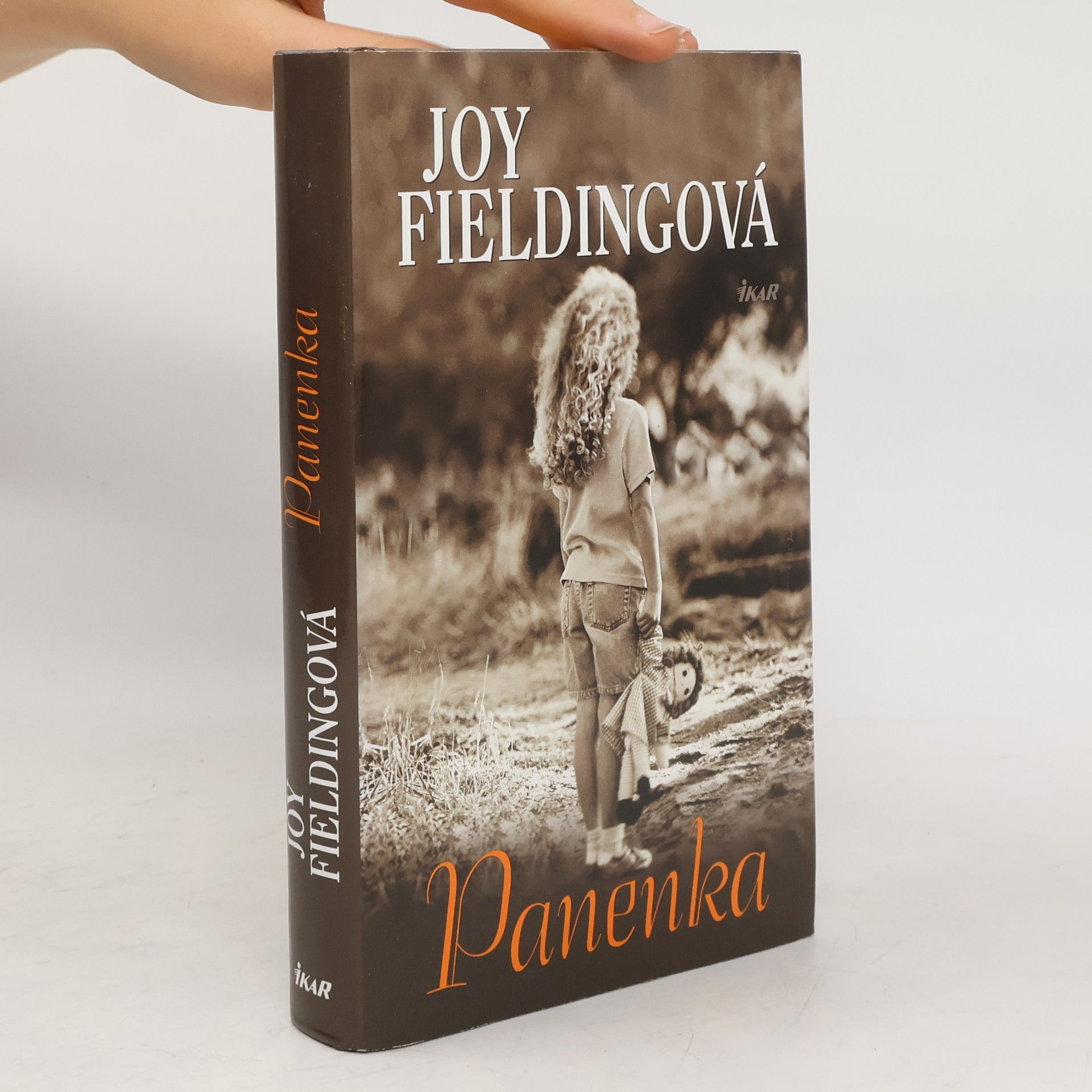 Joy Fielding Panenka