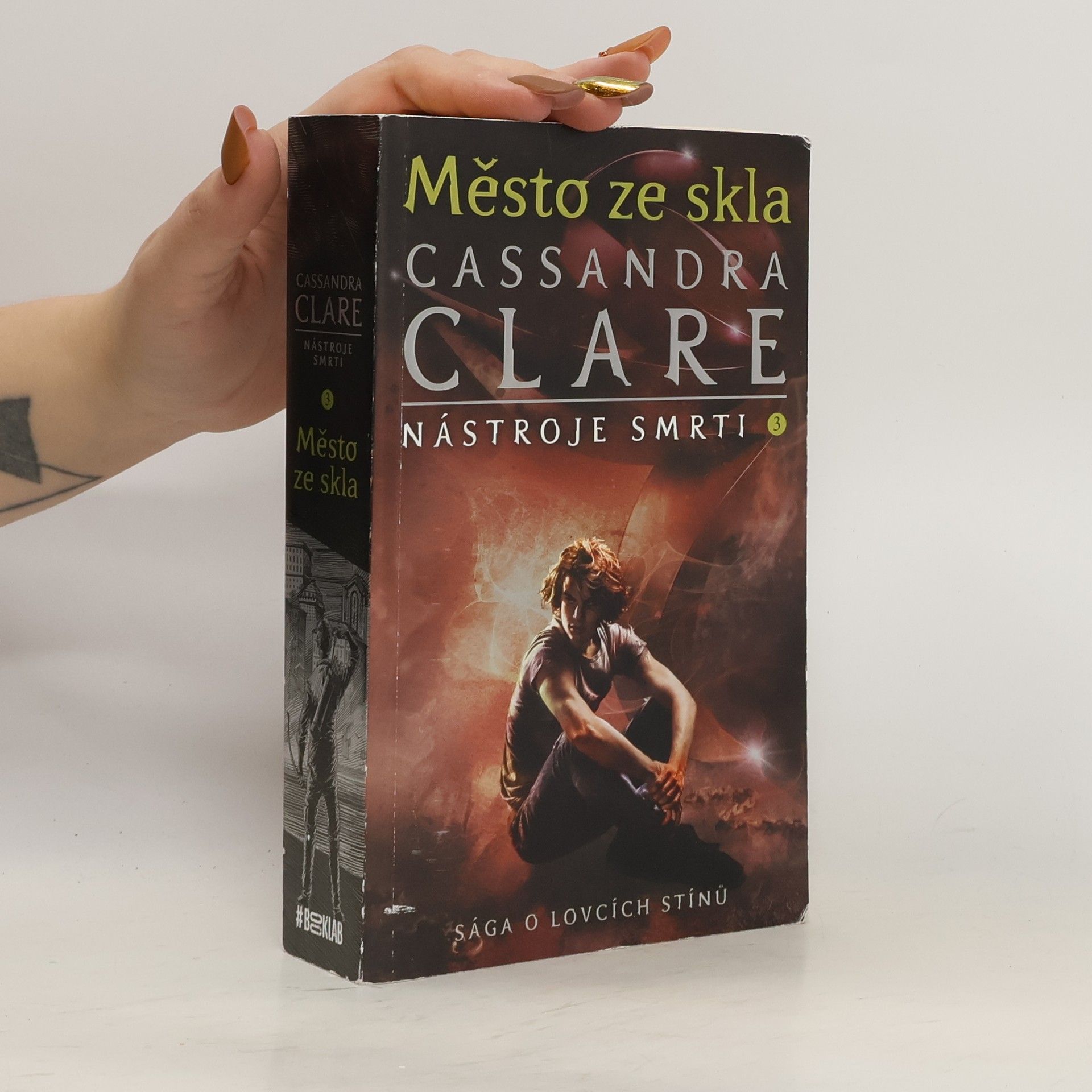 Cassandra Clare Nástroje smrti 3: Město ze skla