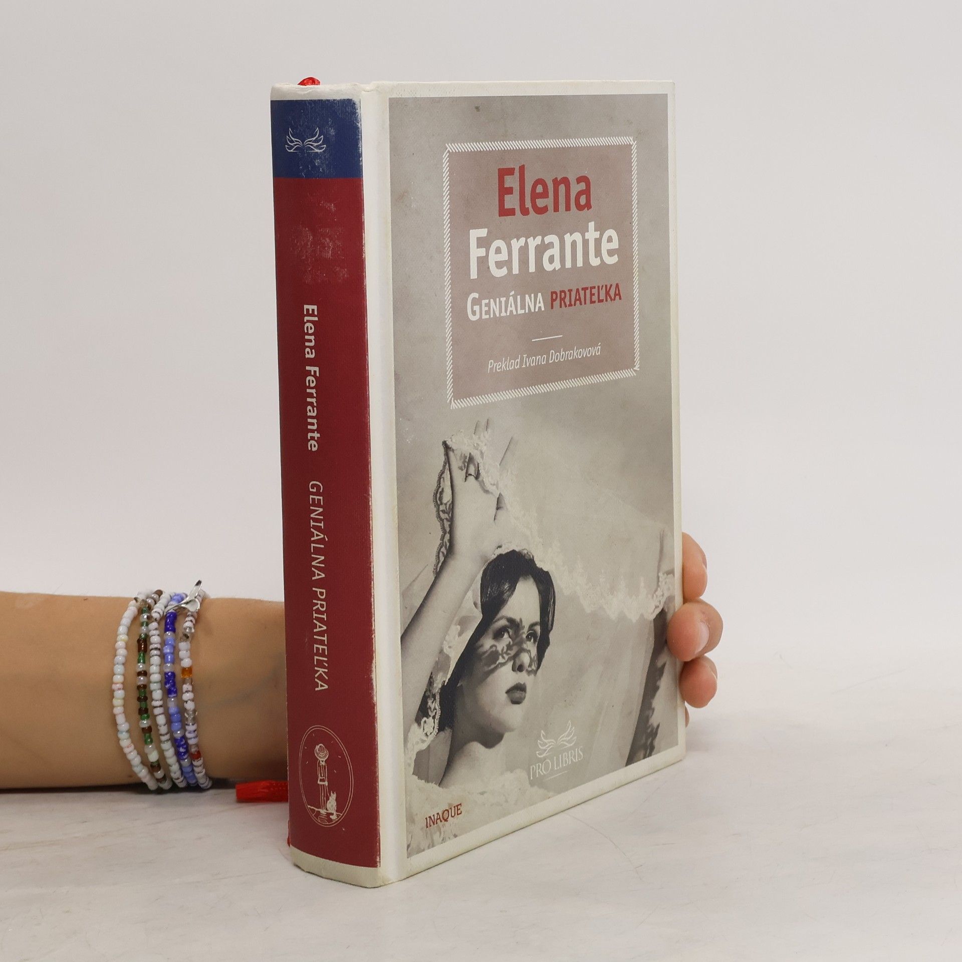 Elena Ferrante Geniálna priateľka