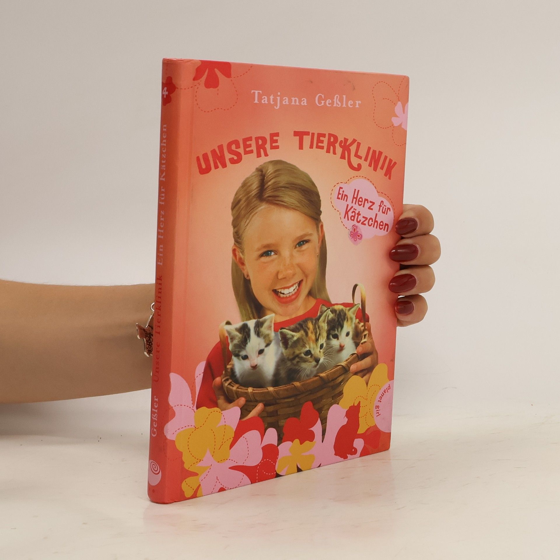 Unsere Tierklinik - Ein Herz für Kätzchen