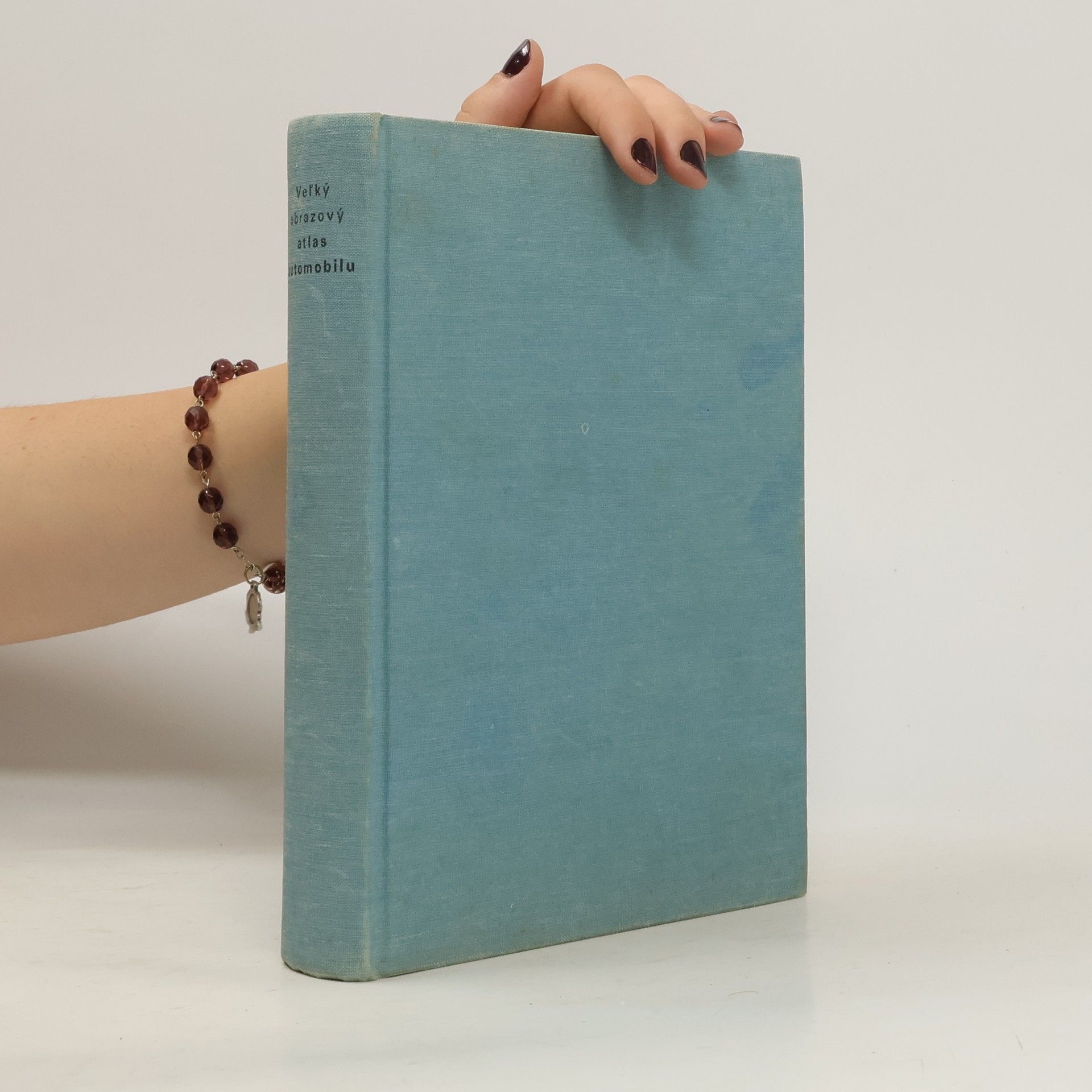 Graham Macbeth Veľký obrazový atlas automobilu