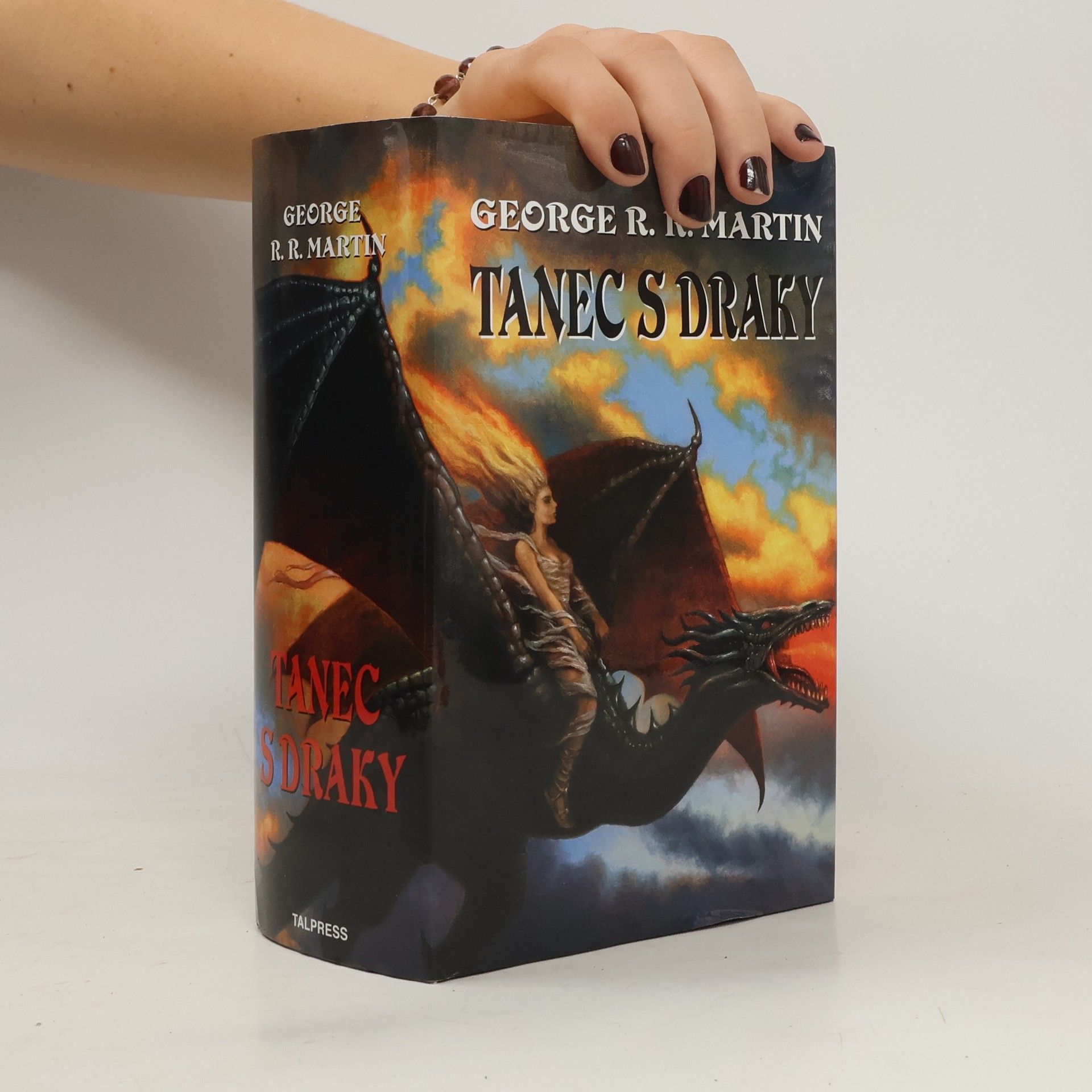 George R. R. Martin Tanec s draky