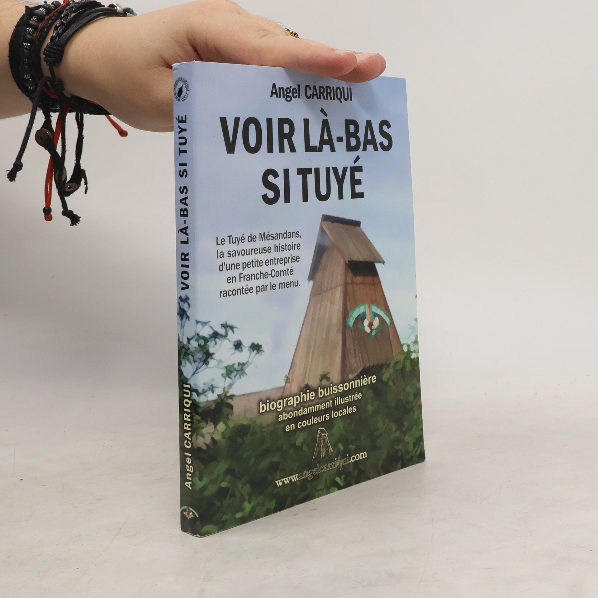 Angel Carriqui Voir là-bas si Tuyé