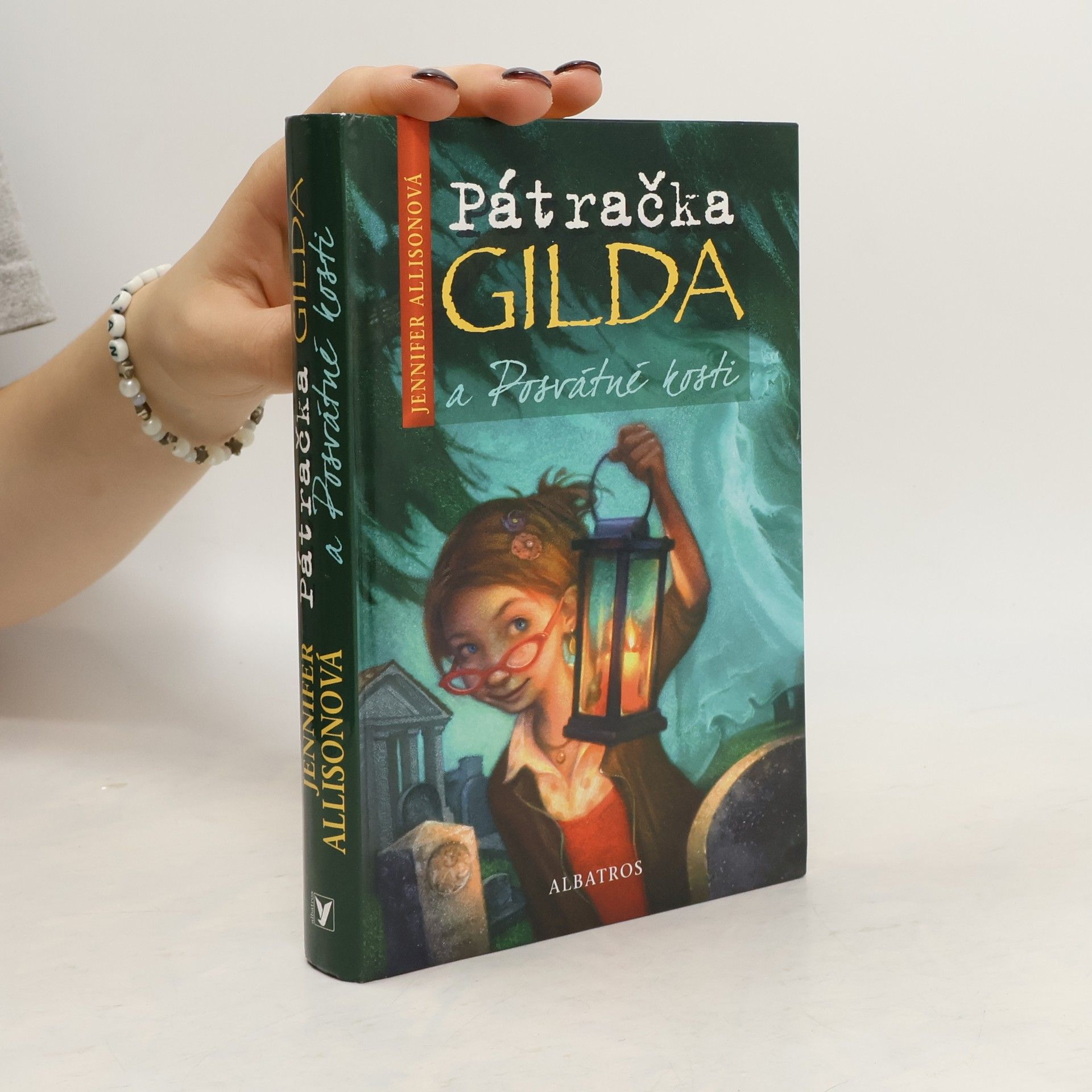 Jennifer Allison Pátračka Gilda a Posvátné kosti