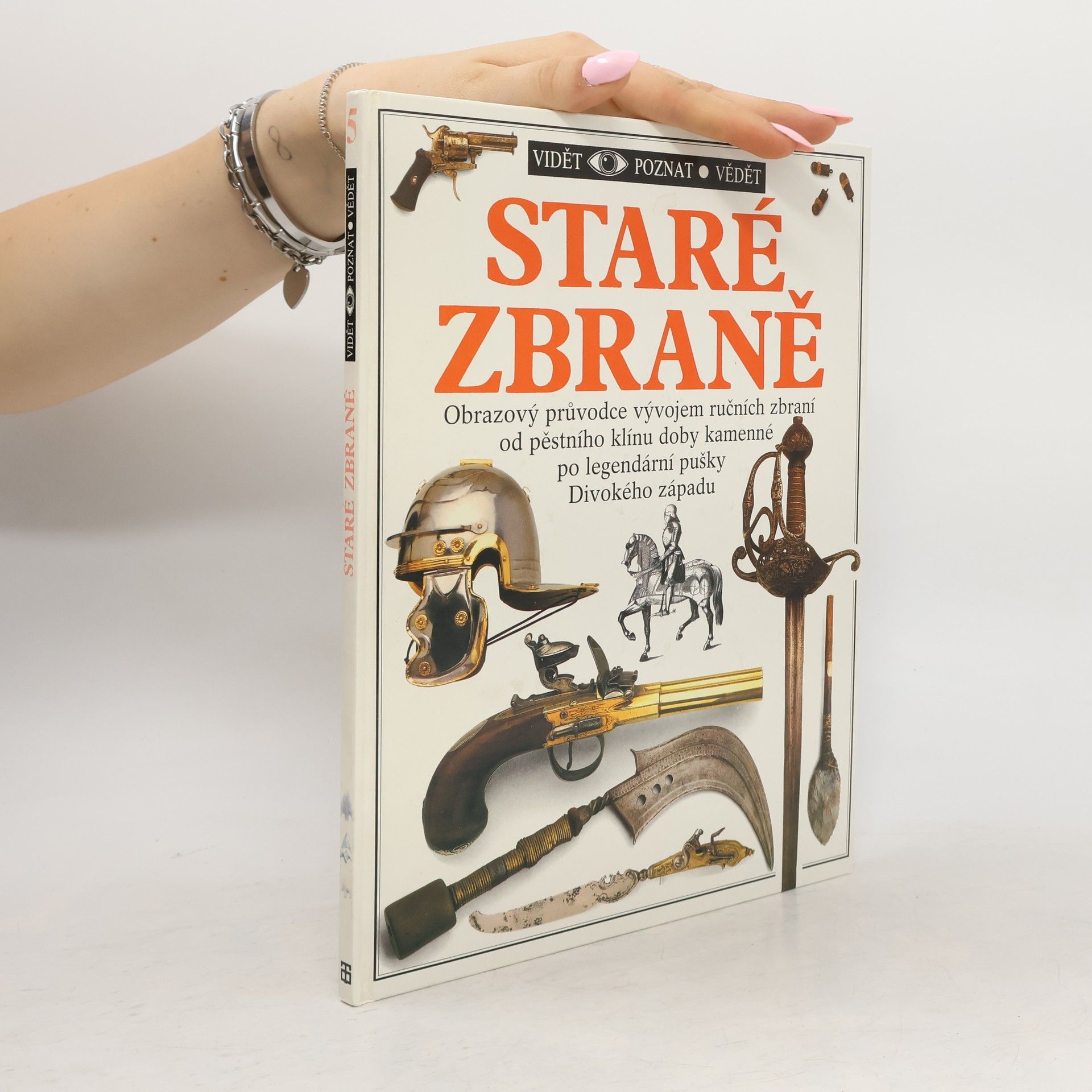 Michele Byam Staré zbraně