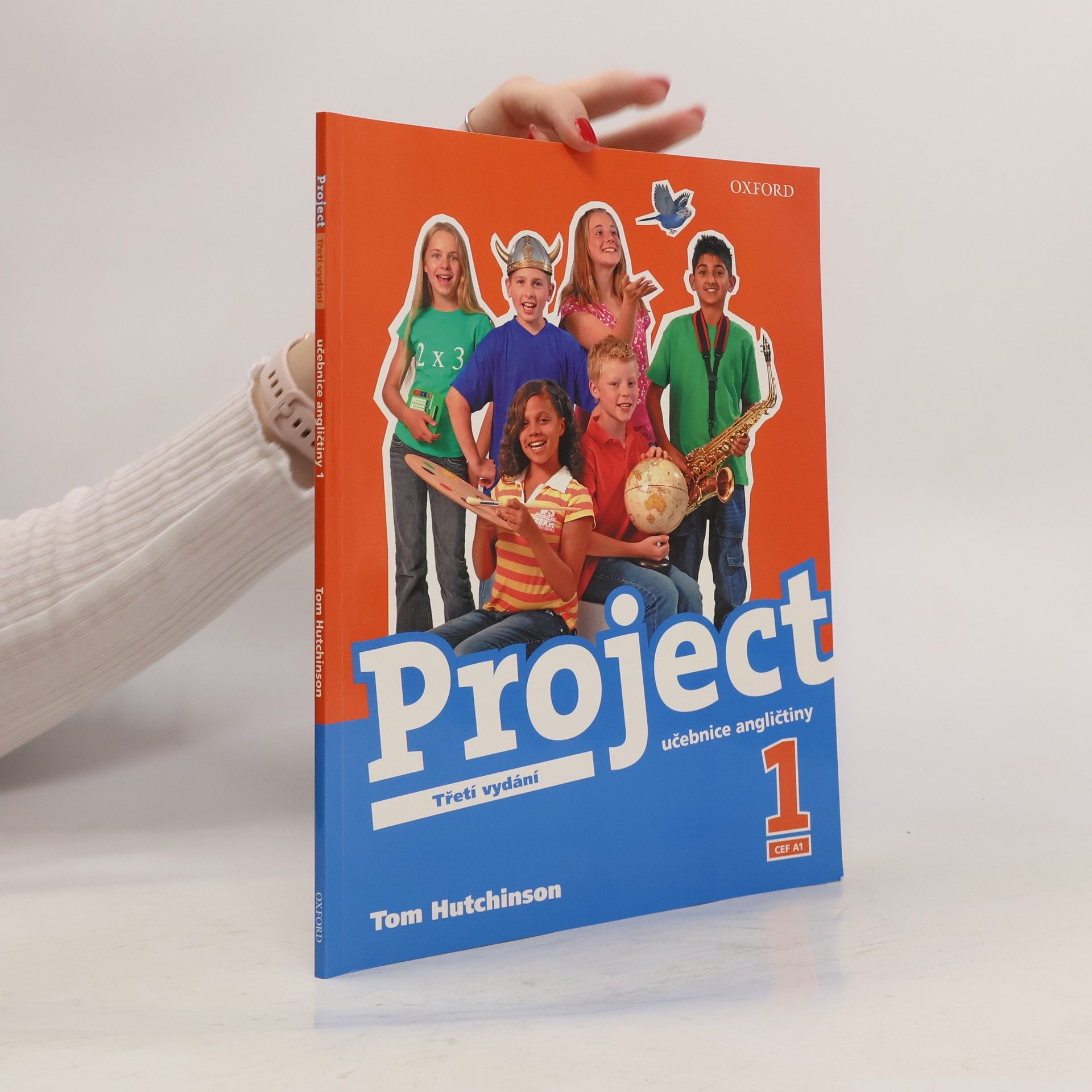 Tom Hutchinson Project 1. Učebnice angličtiny