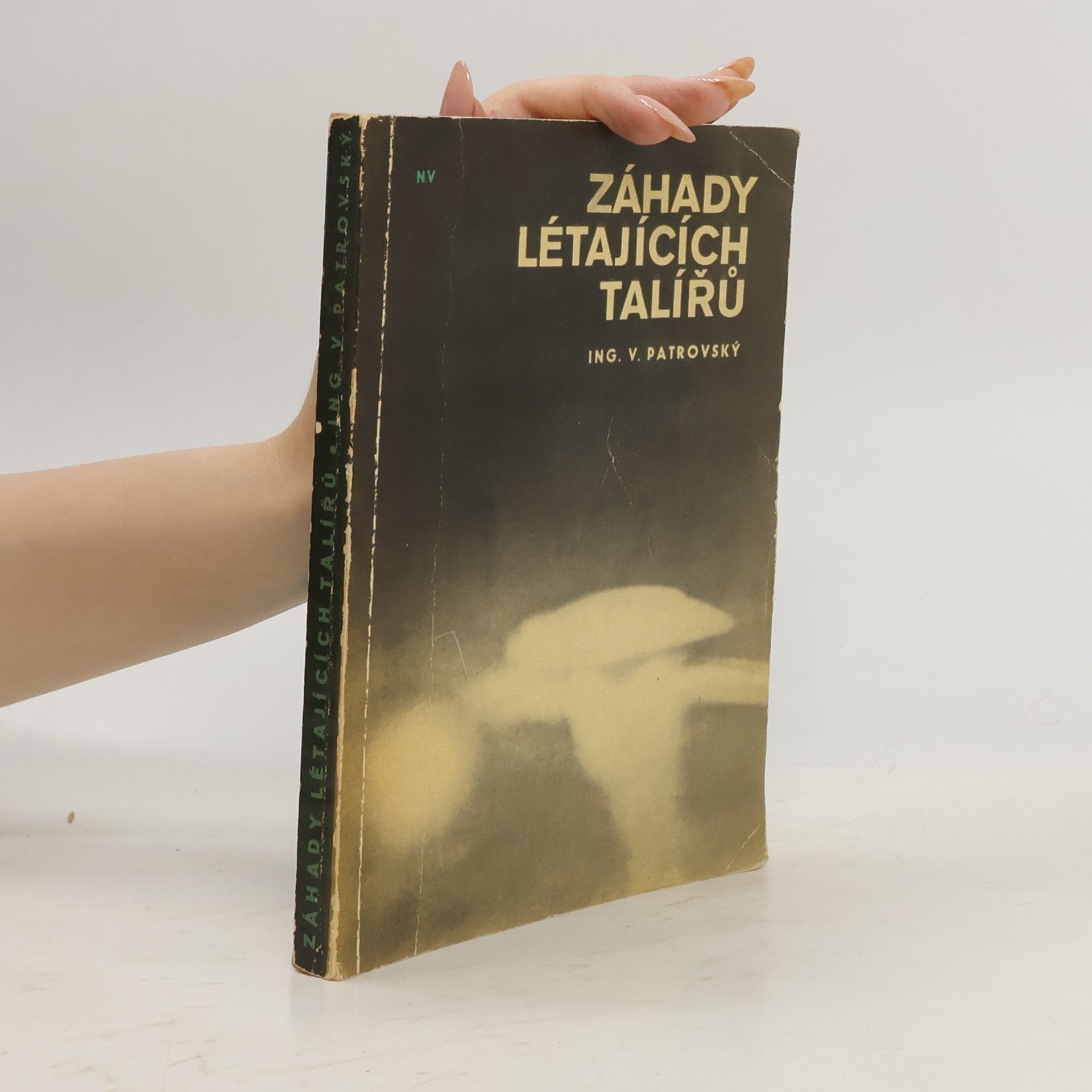 Záhady létajících talířů