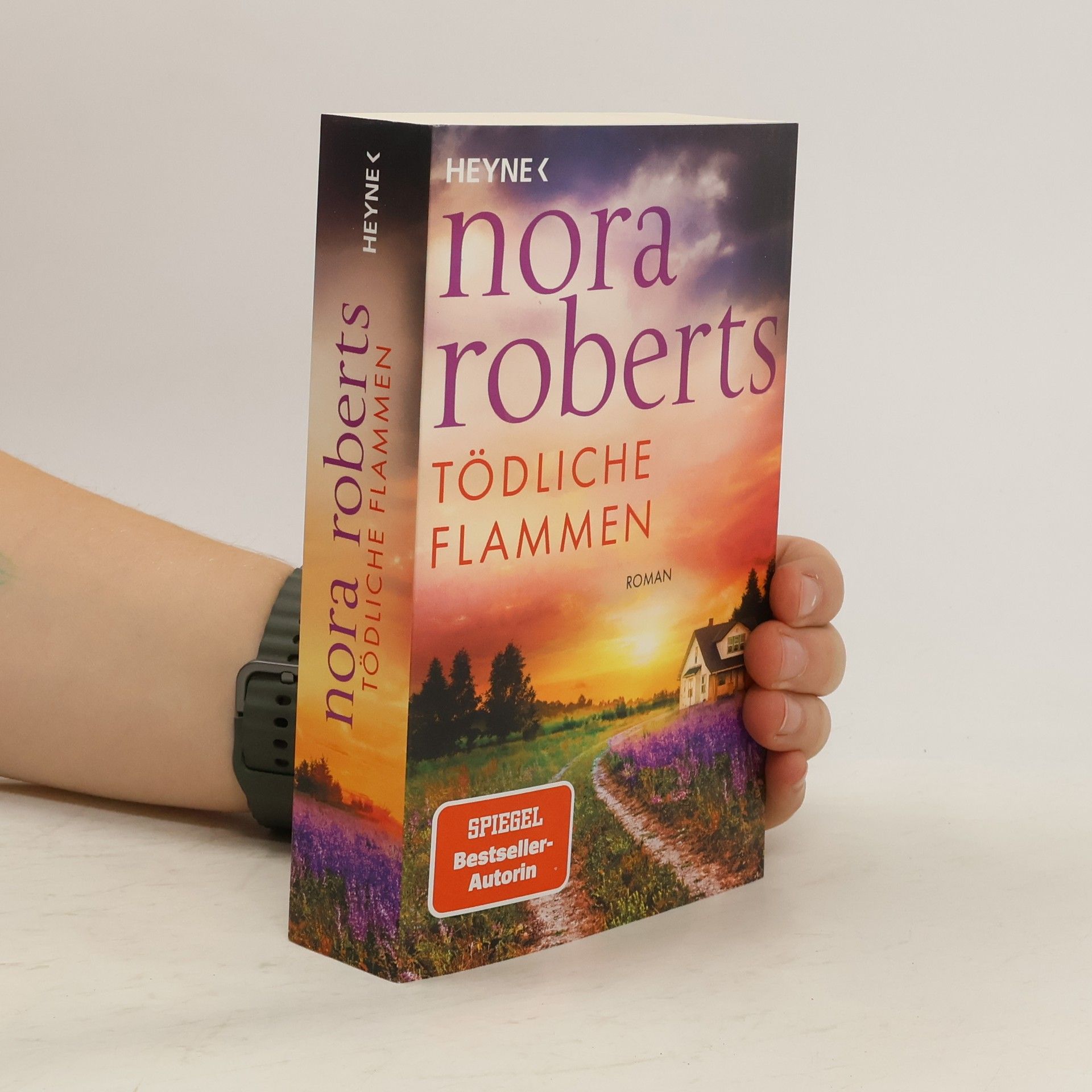 Nora Roberts Tödliche Flammen