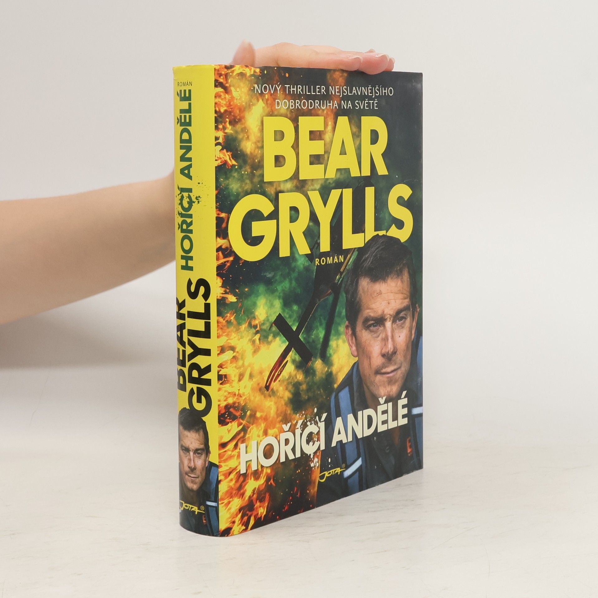 Bear Grylls Hořící andělé