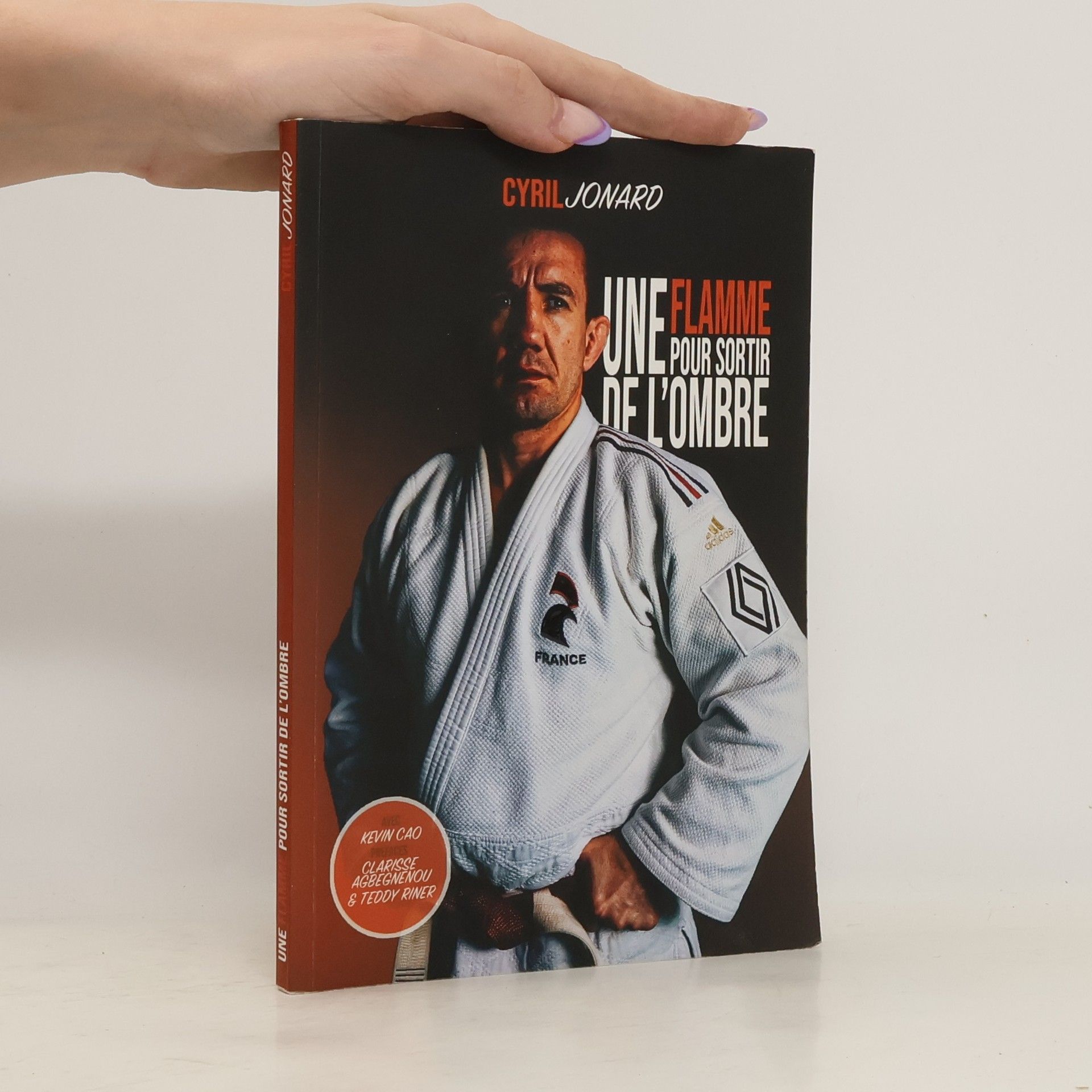 Cyril Jonard Une flamme pour sortir de l'ombre