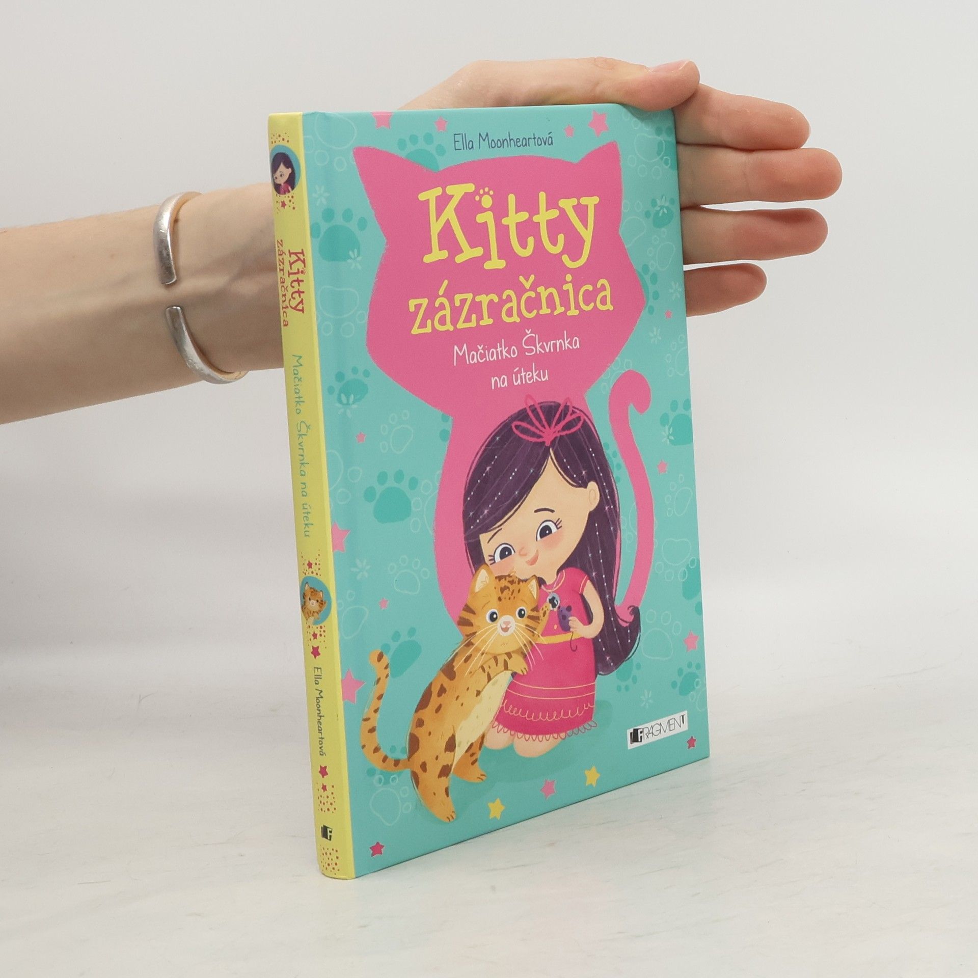 Ella Moonheart Kitty zázračnica