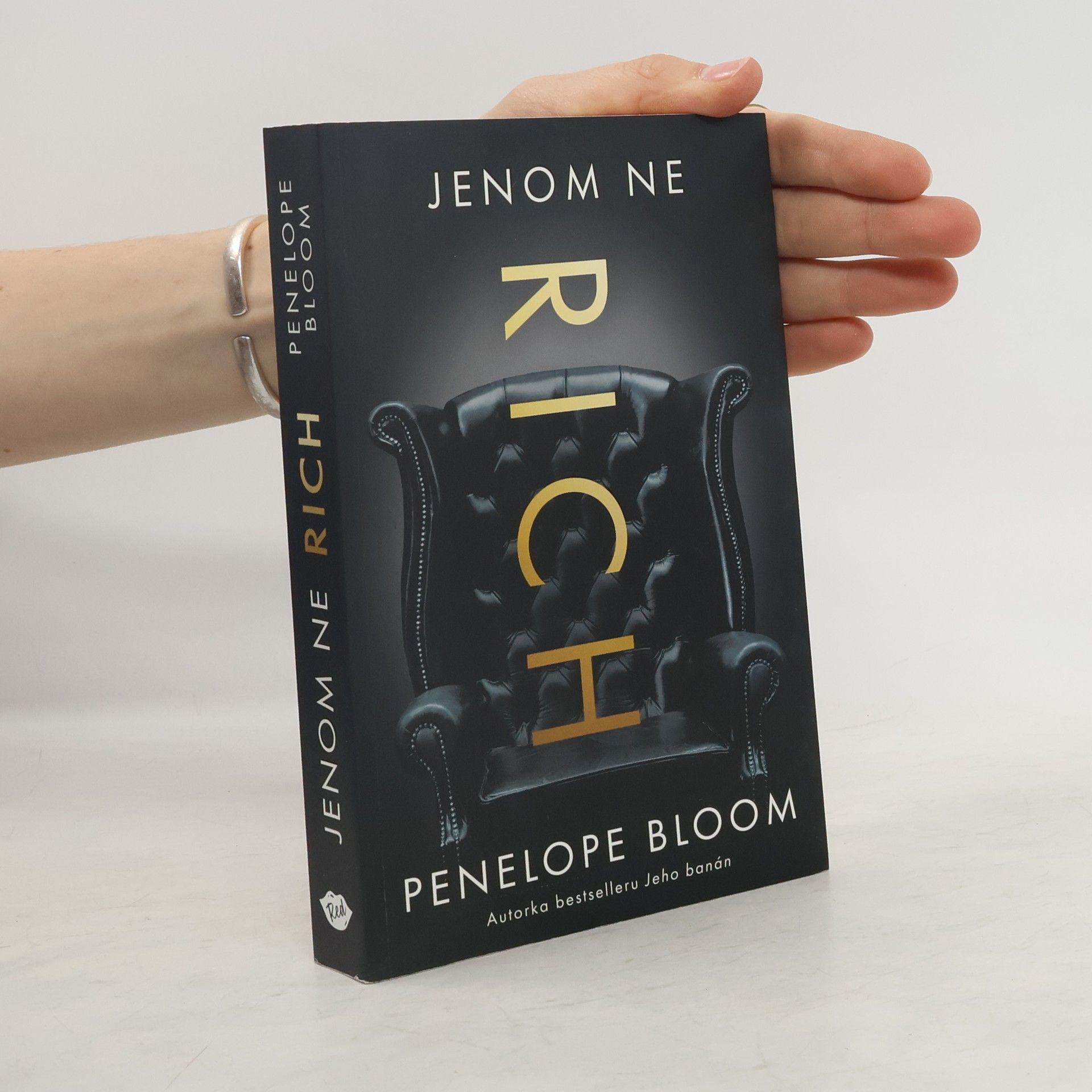 Penelope Bloom Jenom ne Rich