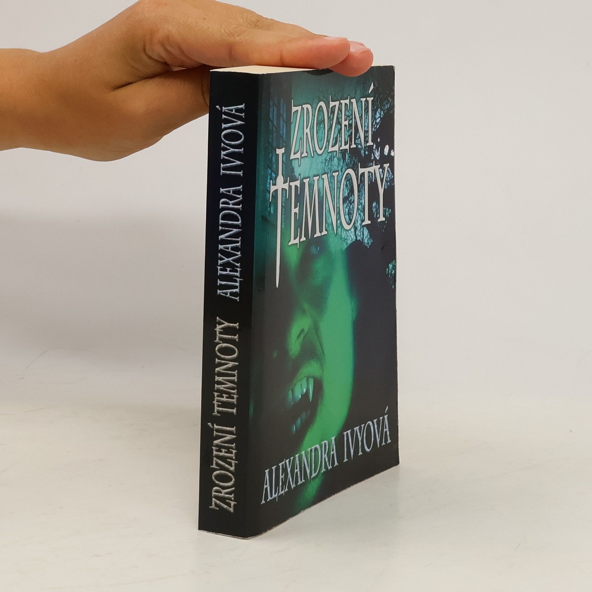 Alexandra Ivy Zrození temnoty