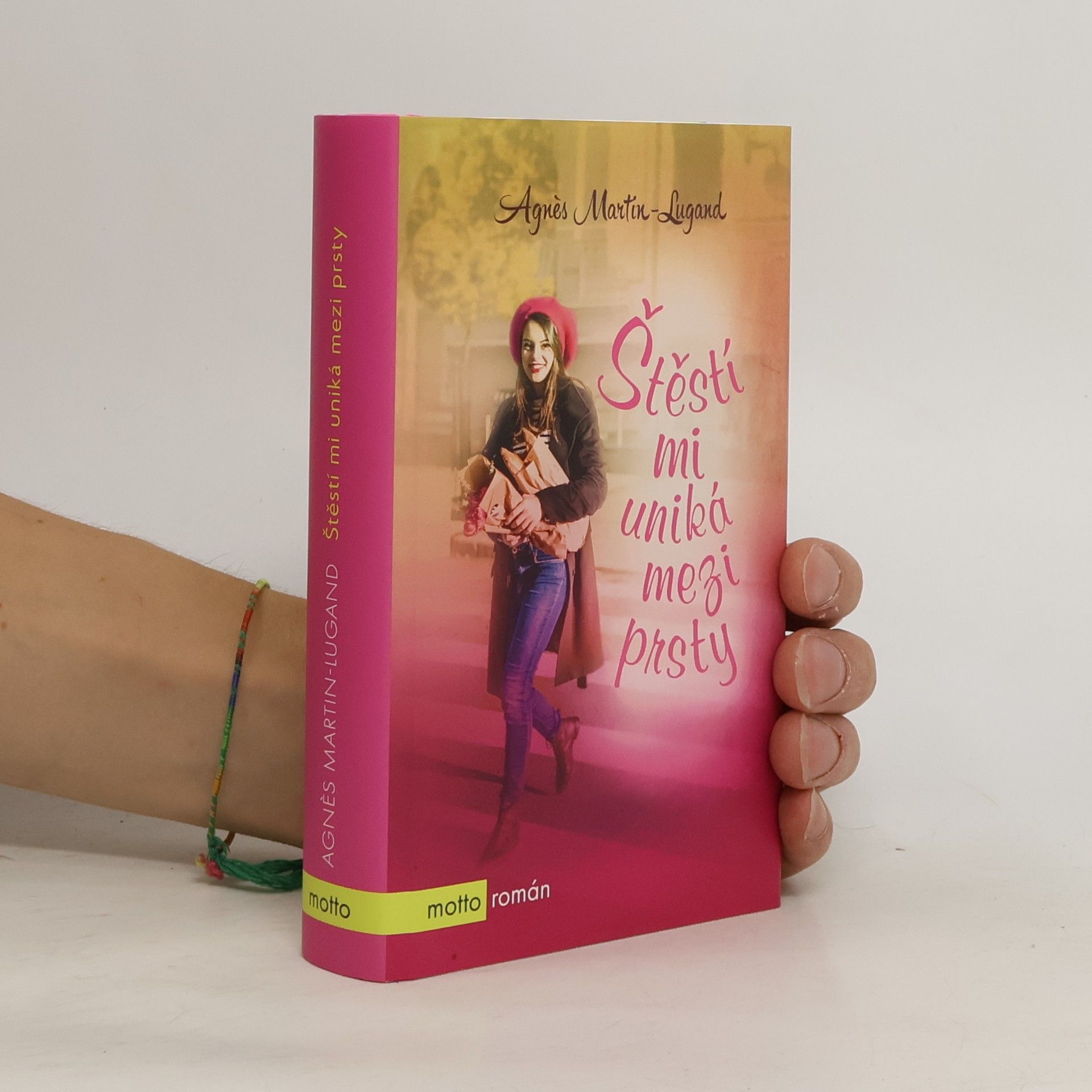 Agnès Martin-Lugand Štěstí mi uniká mezi prsty