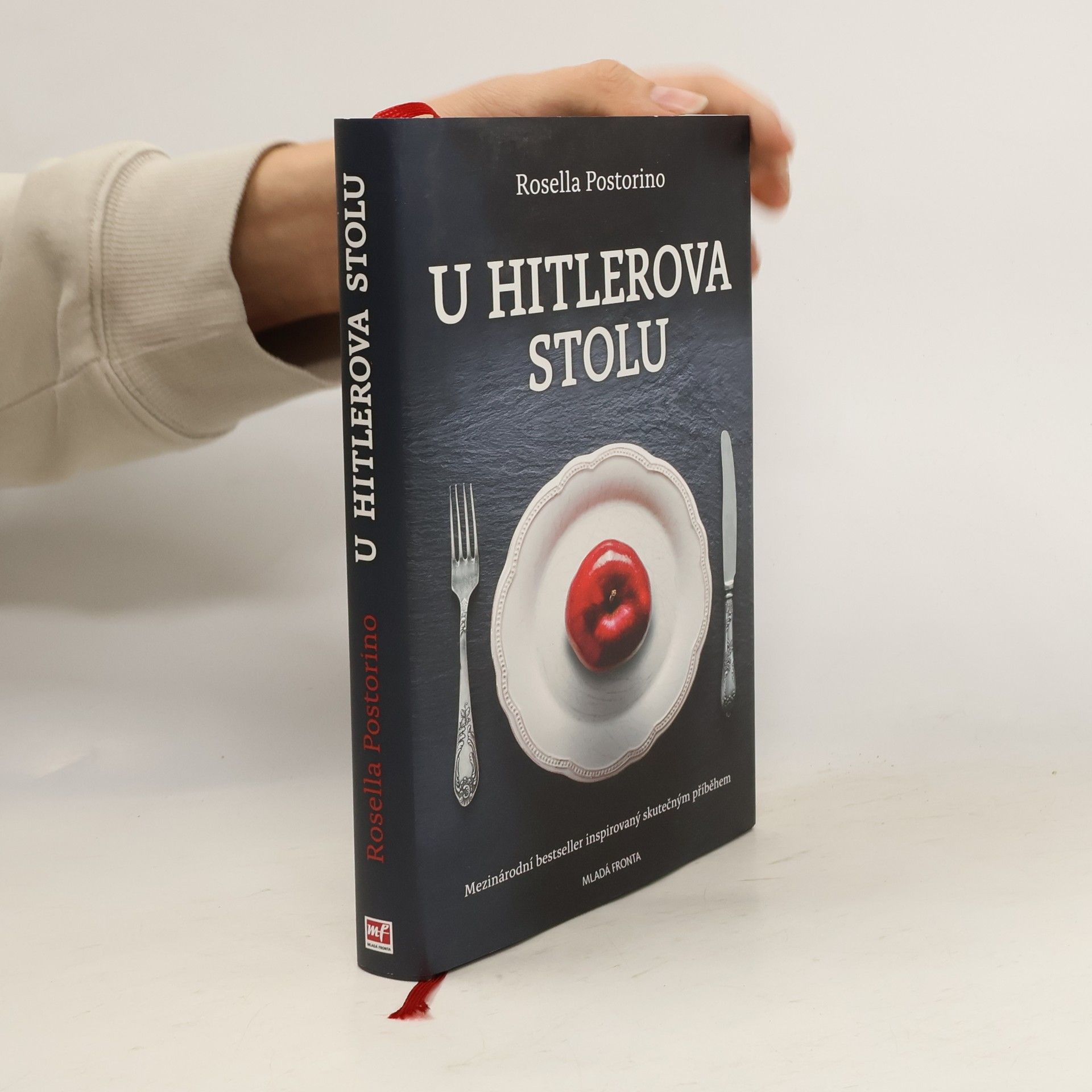 Rosella Postorino U Hitlerova stolu