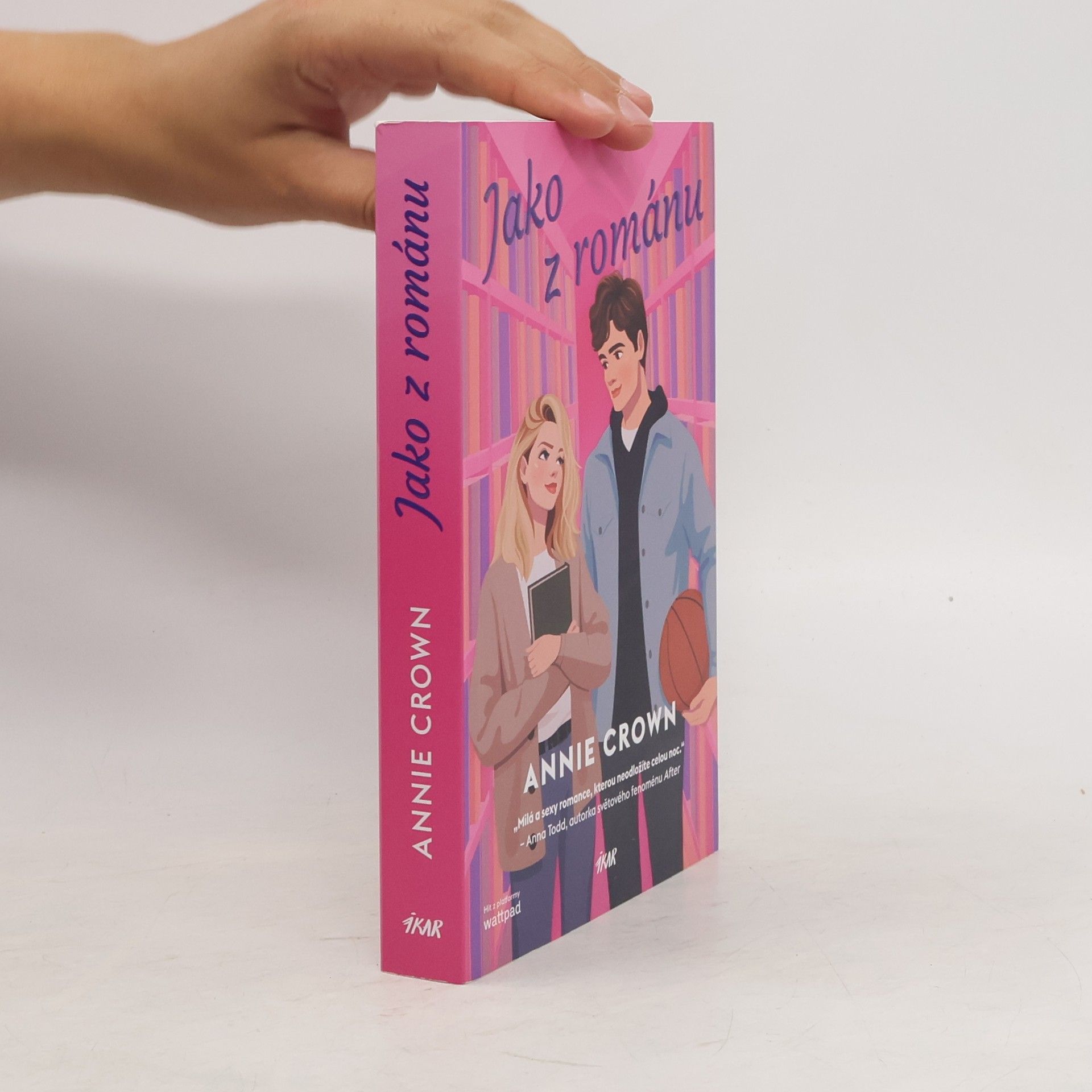Annie Crown Jako z románu