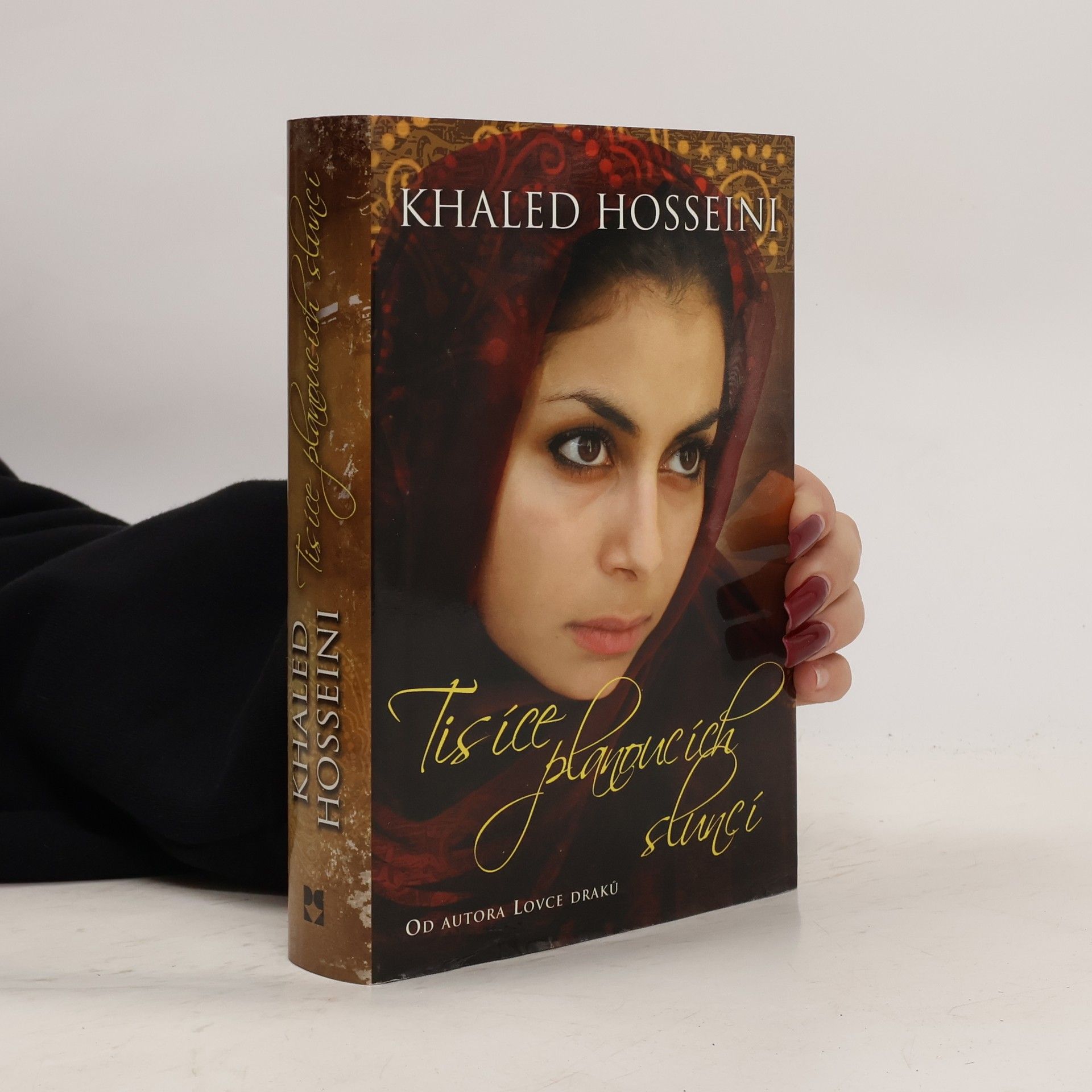 Khaled Hosseini Tisíce planoucích sluncí