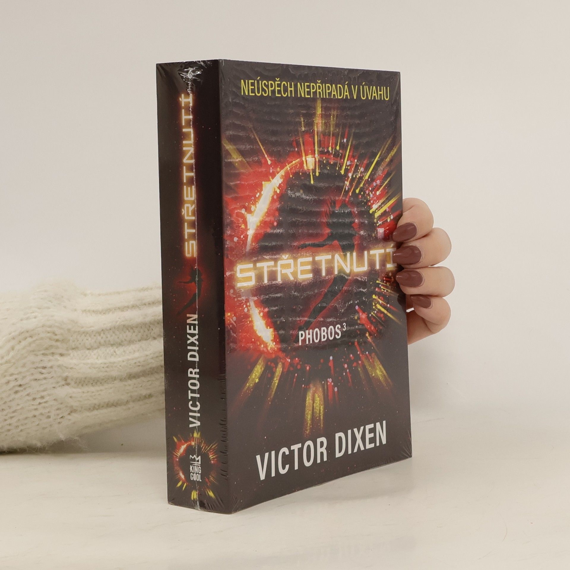 Victor Dixen Phobos 3. Střetnutí