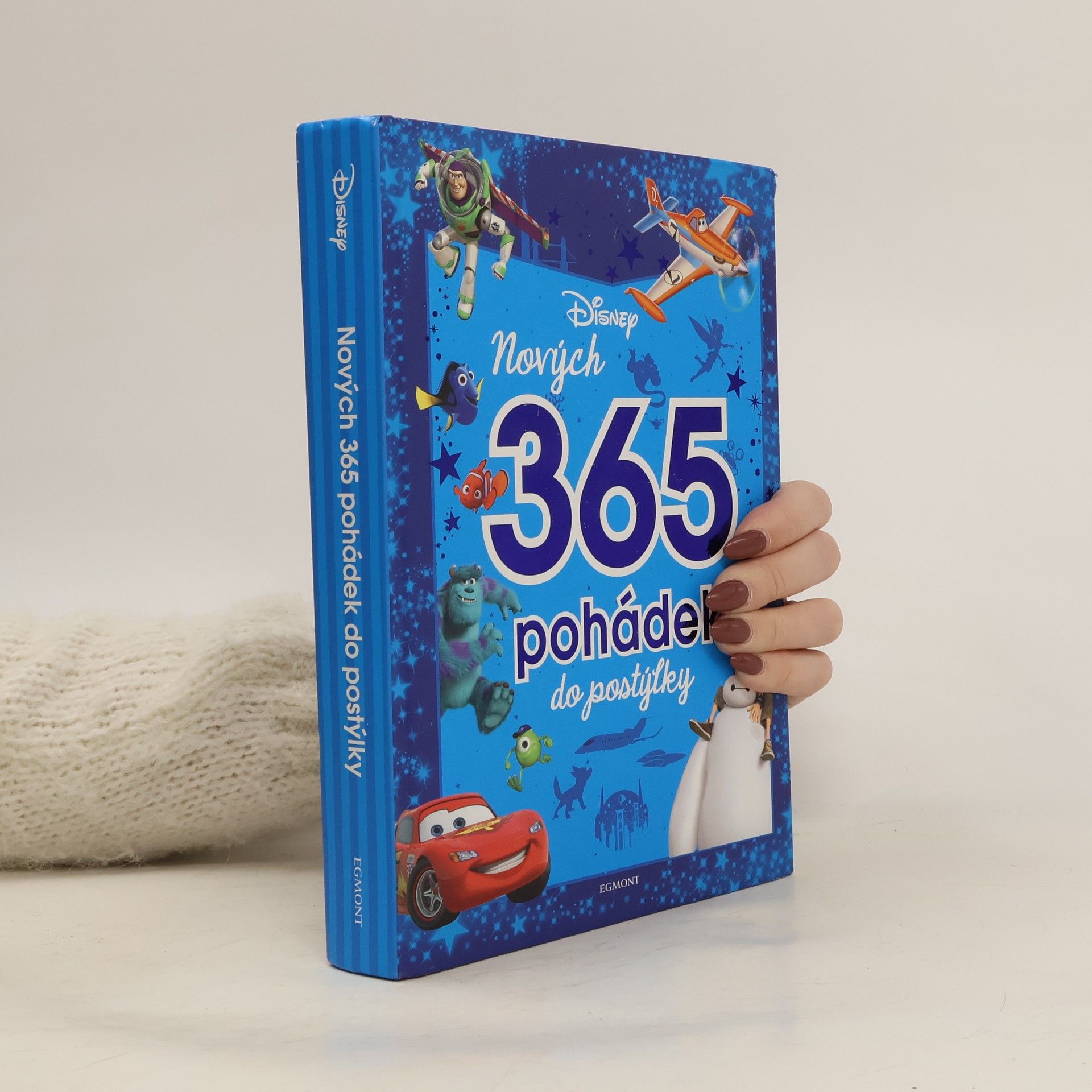 Walt Disney Nových 365 pohádek do postýlky