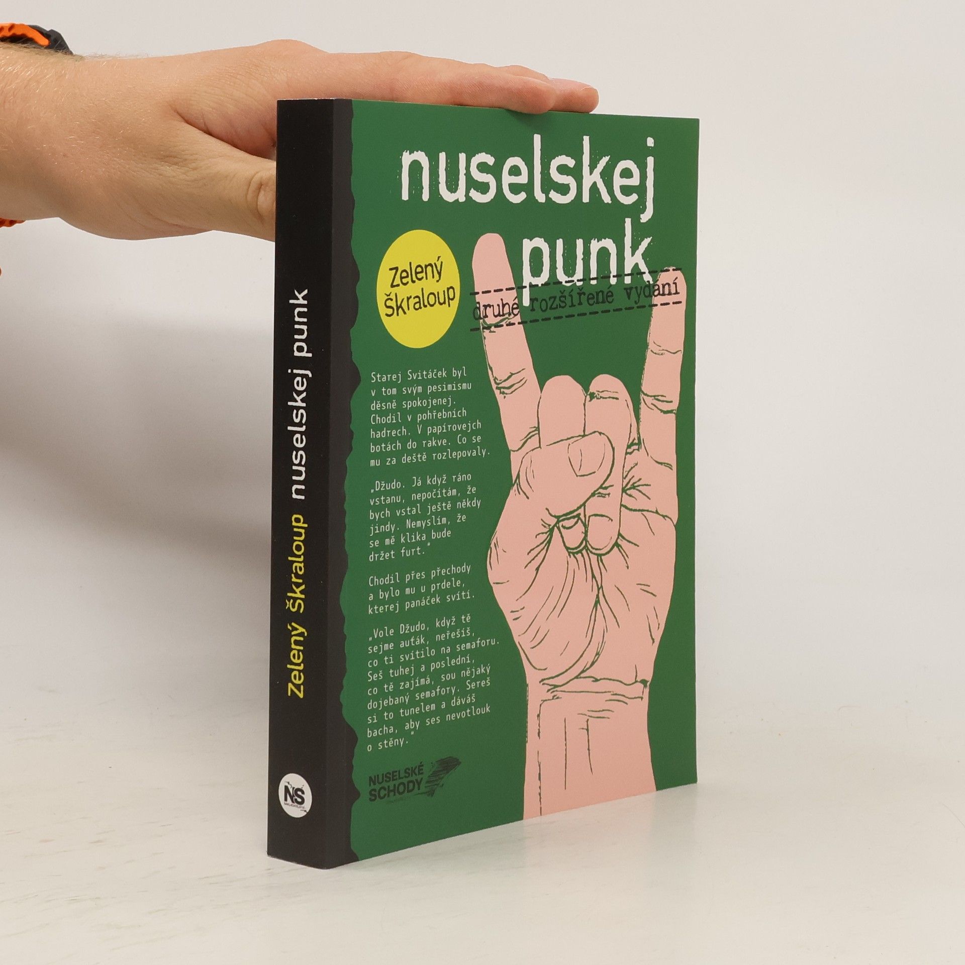 Zelený Škraloup Nuselskej punk