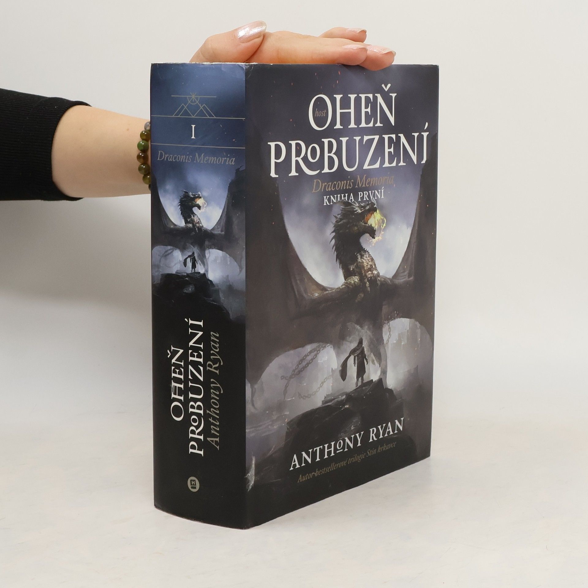 Anthony Ryan Oheň probuzení