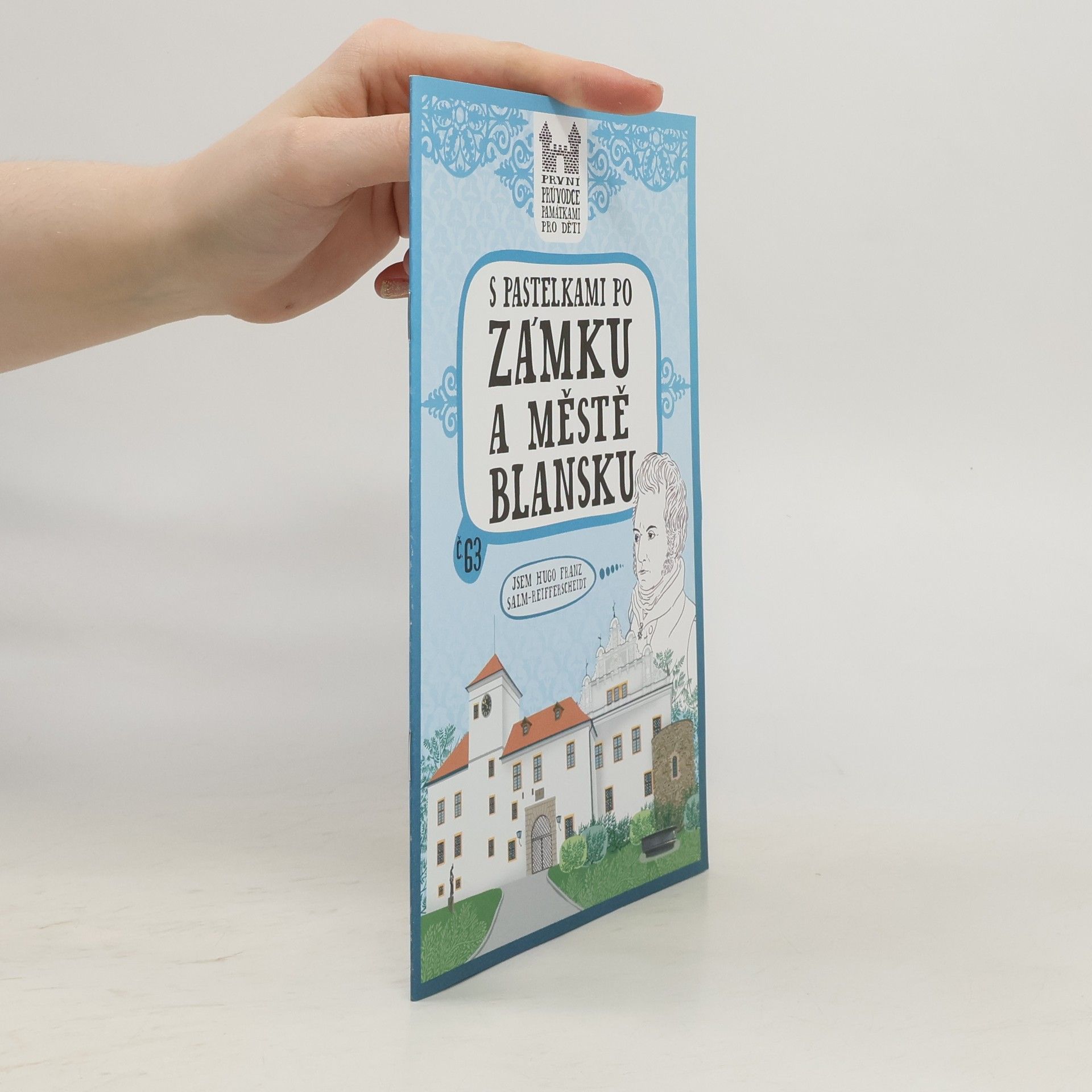 Eva Chupíková S pastelkami po zámku a městě Blansku