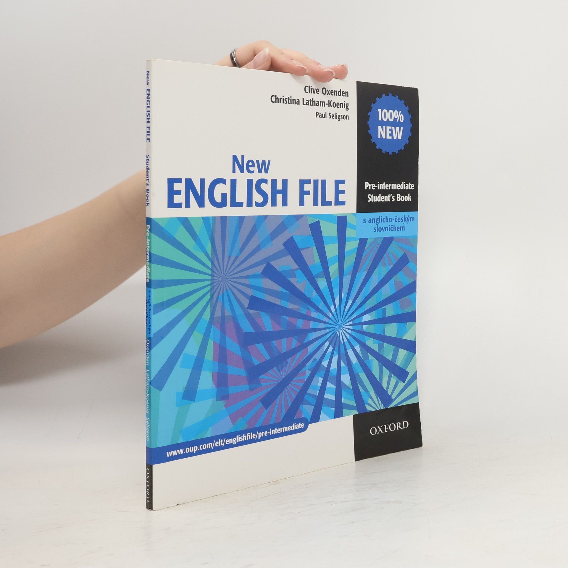 New English File. Pre-intermediate Student's Book