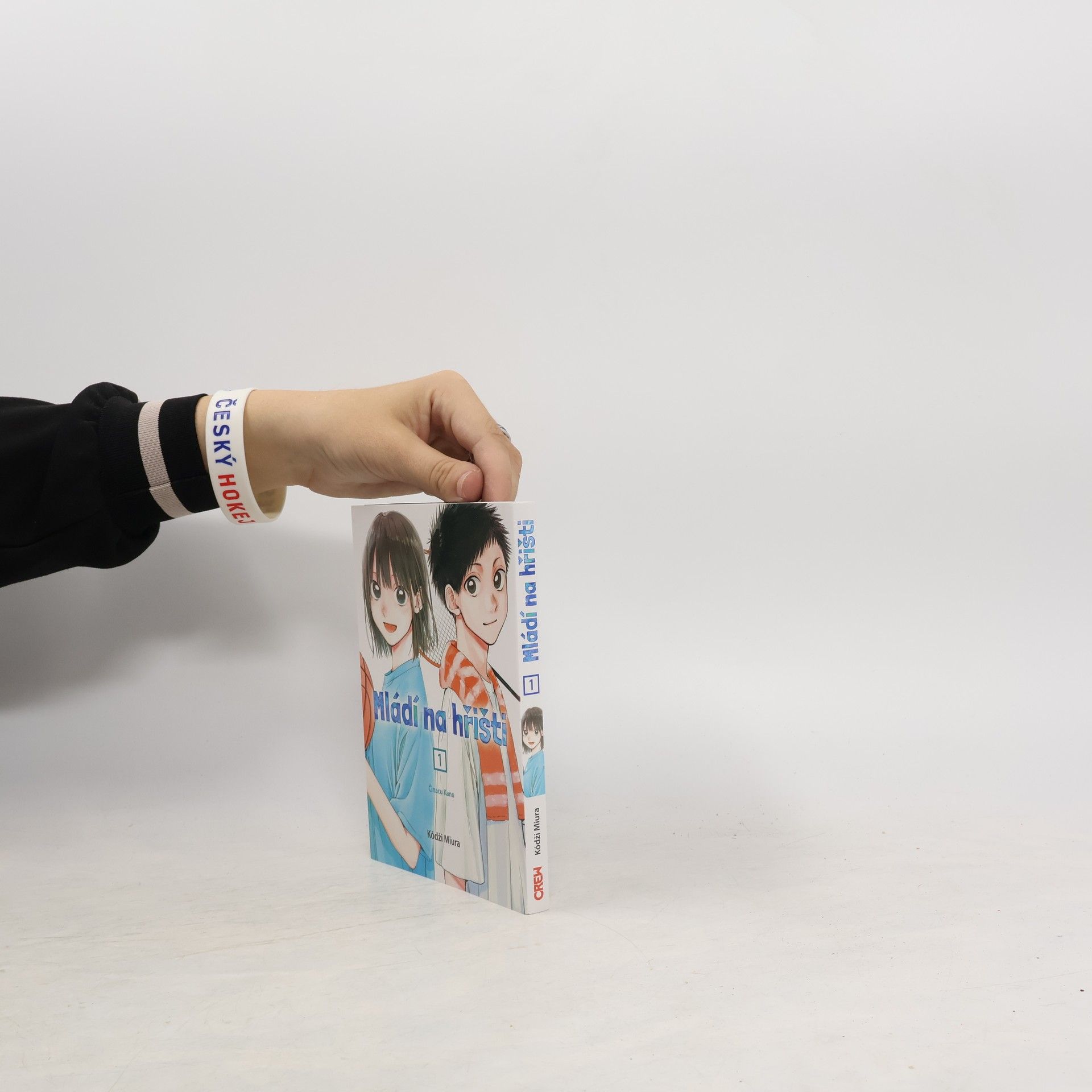 Mládí na hřišti. 1, Činacu Kano