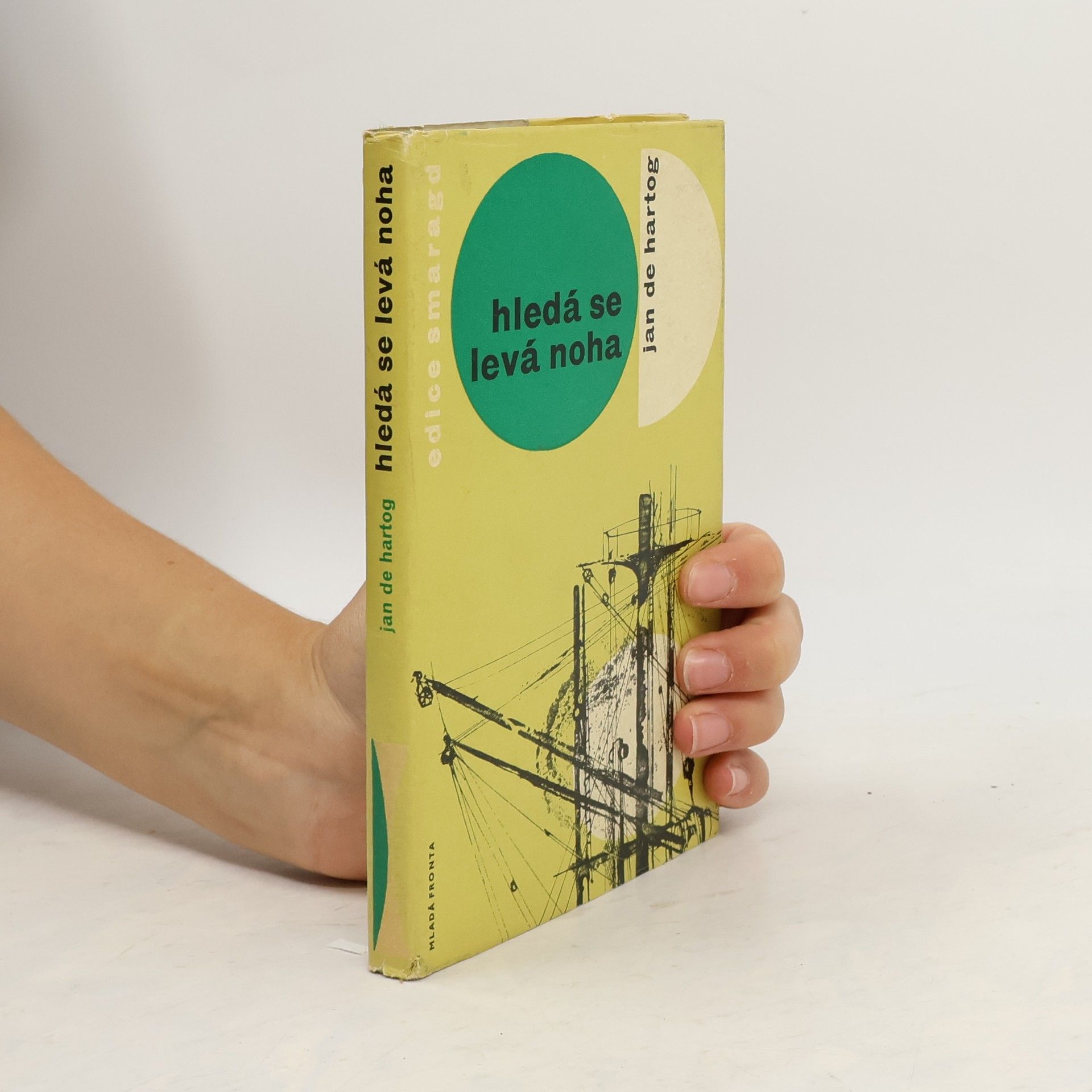 Hledá se levá noha