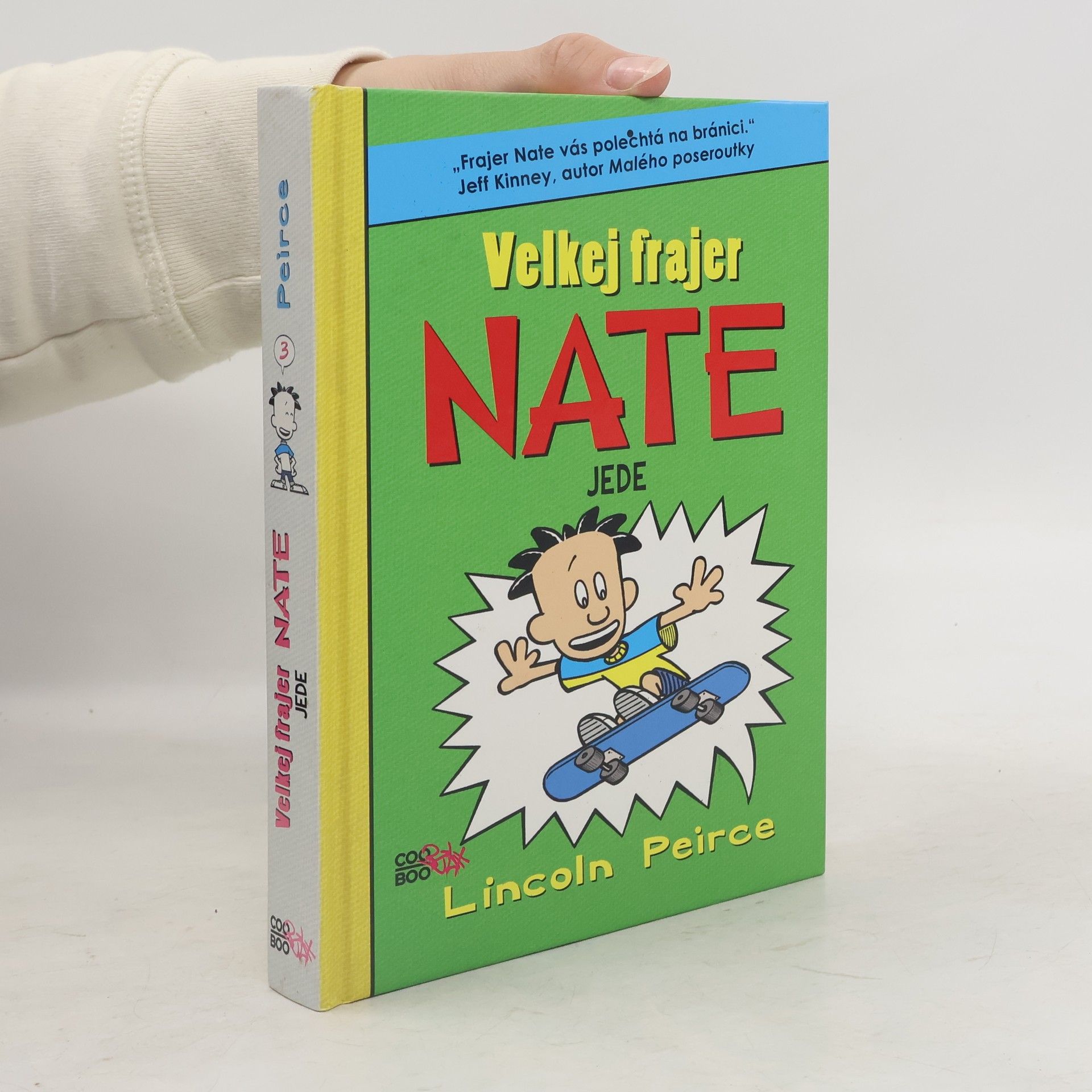 Velkej frajer Nate jede