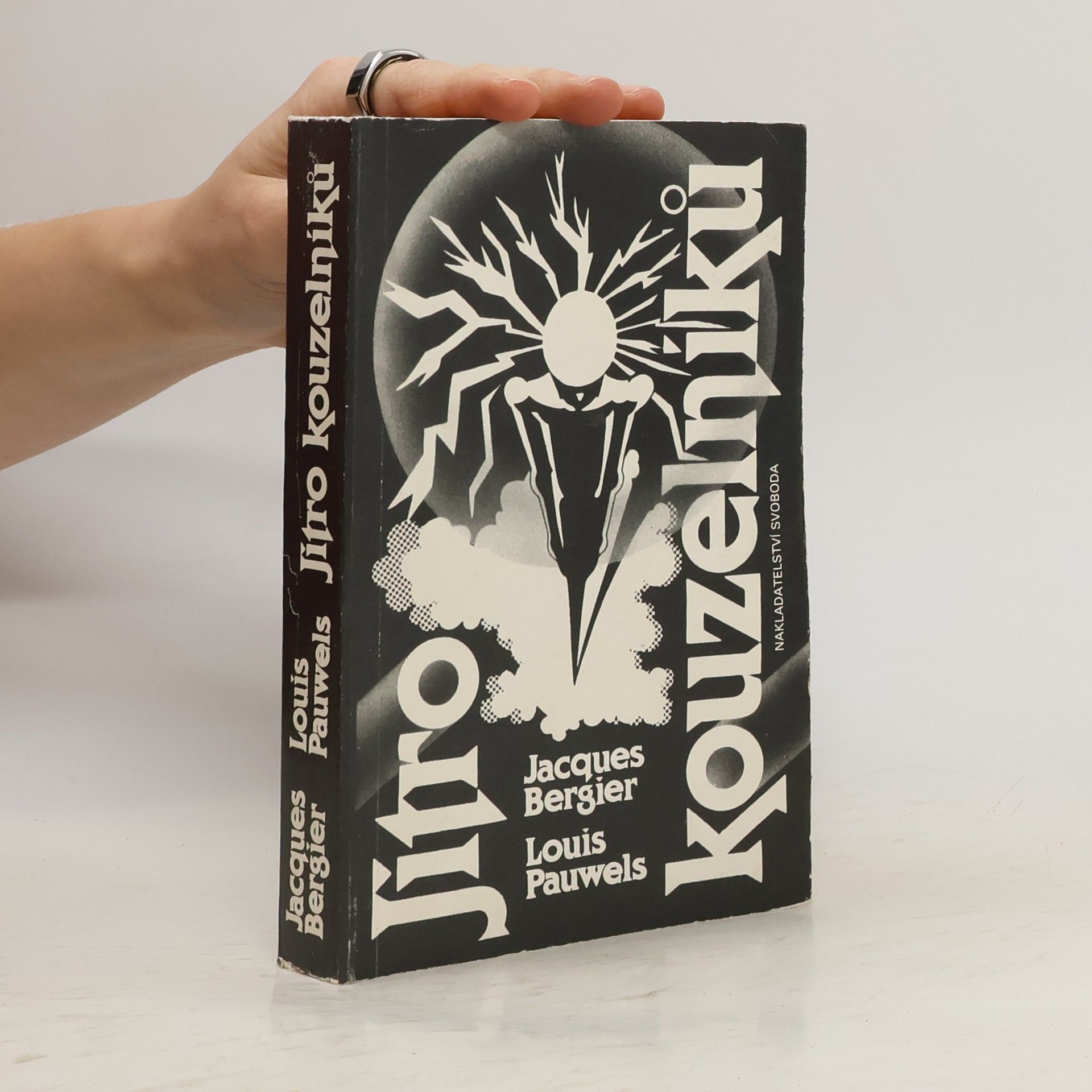 Louis Pauwels Jitro kouzelníků