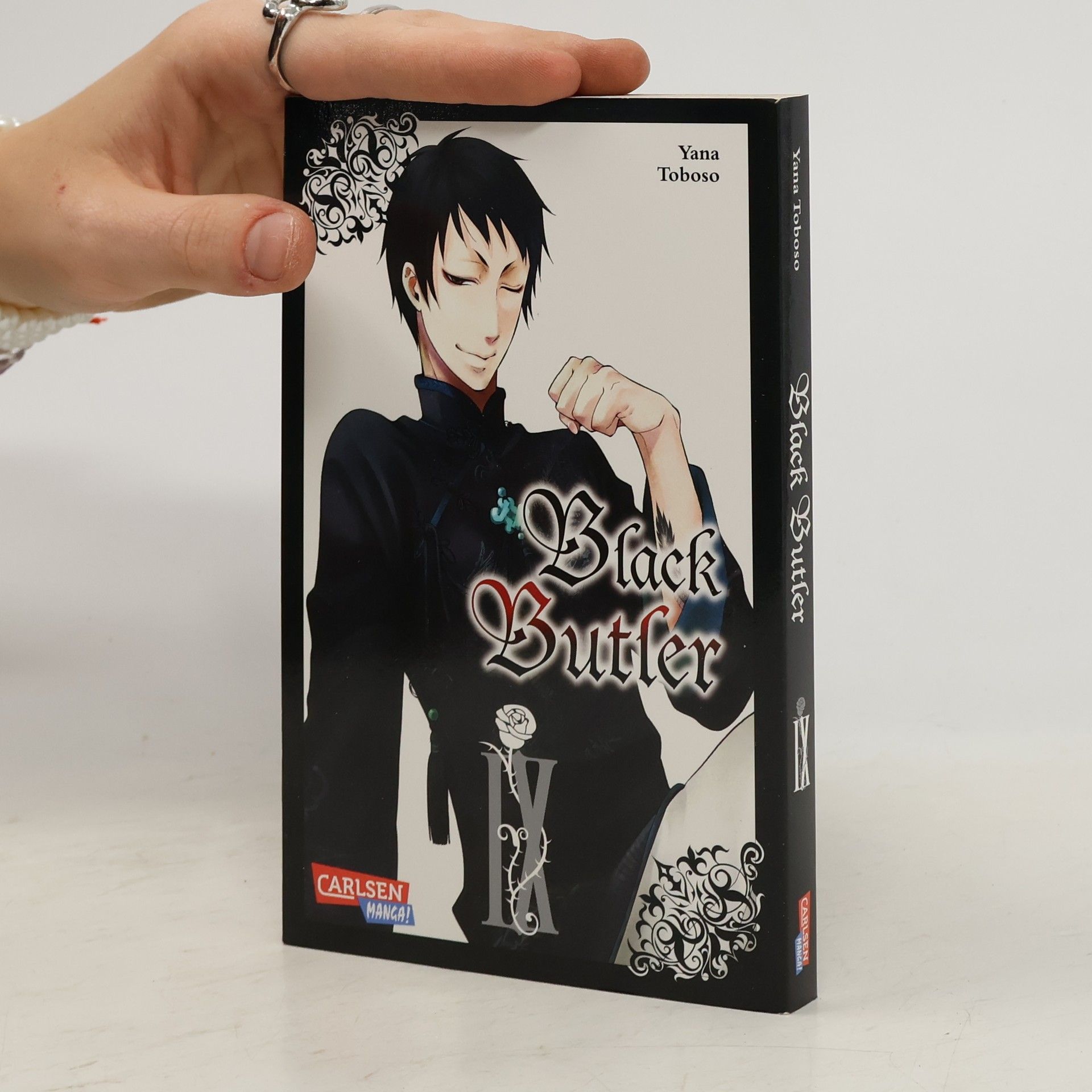 Yana Toboso Black Butler IX