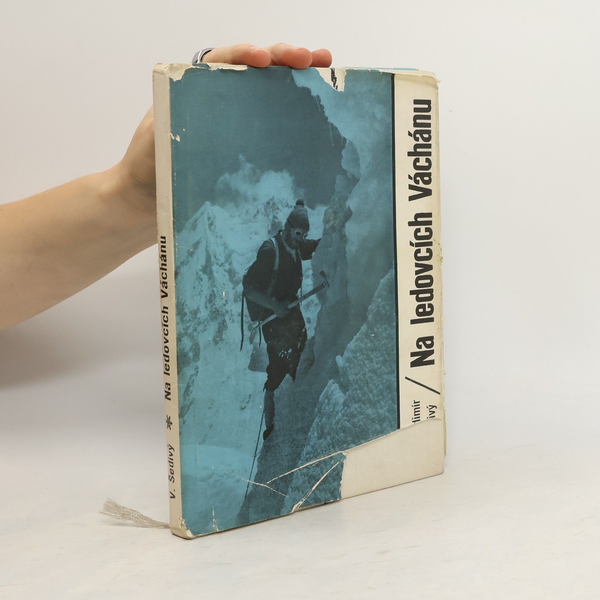 Na ledovcích Váchánu