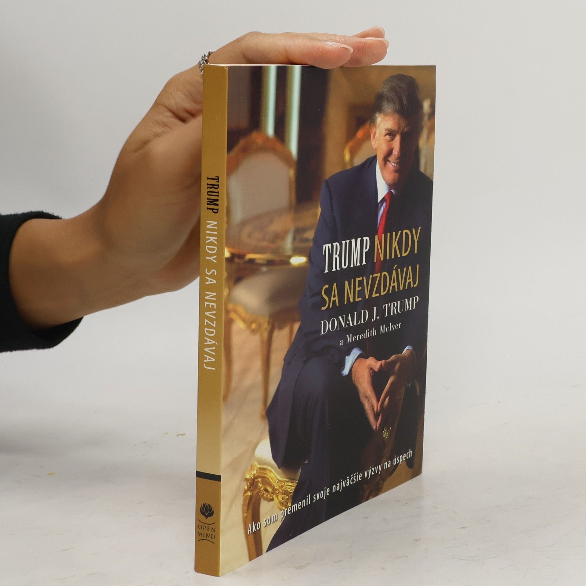 Donald Trump Nikdy sa nevzdávaj