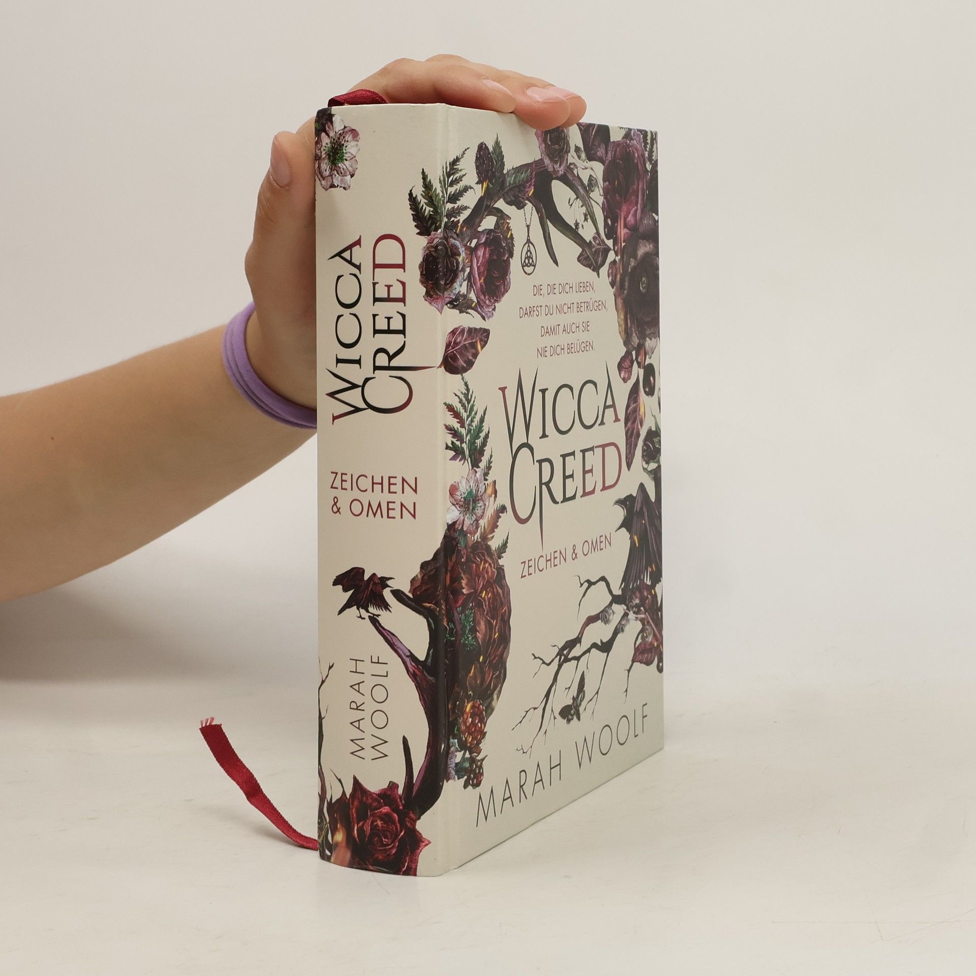 Marah Woolf WiccaCreed. Zeichen & Omen