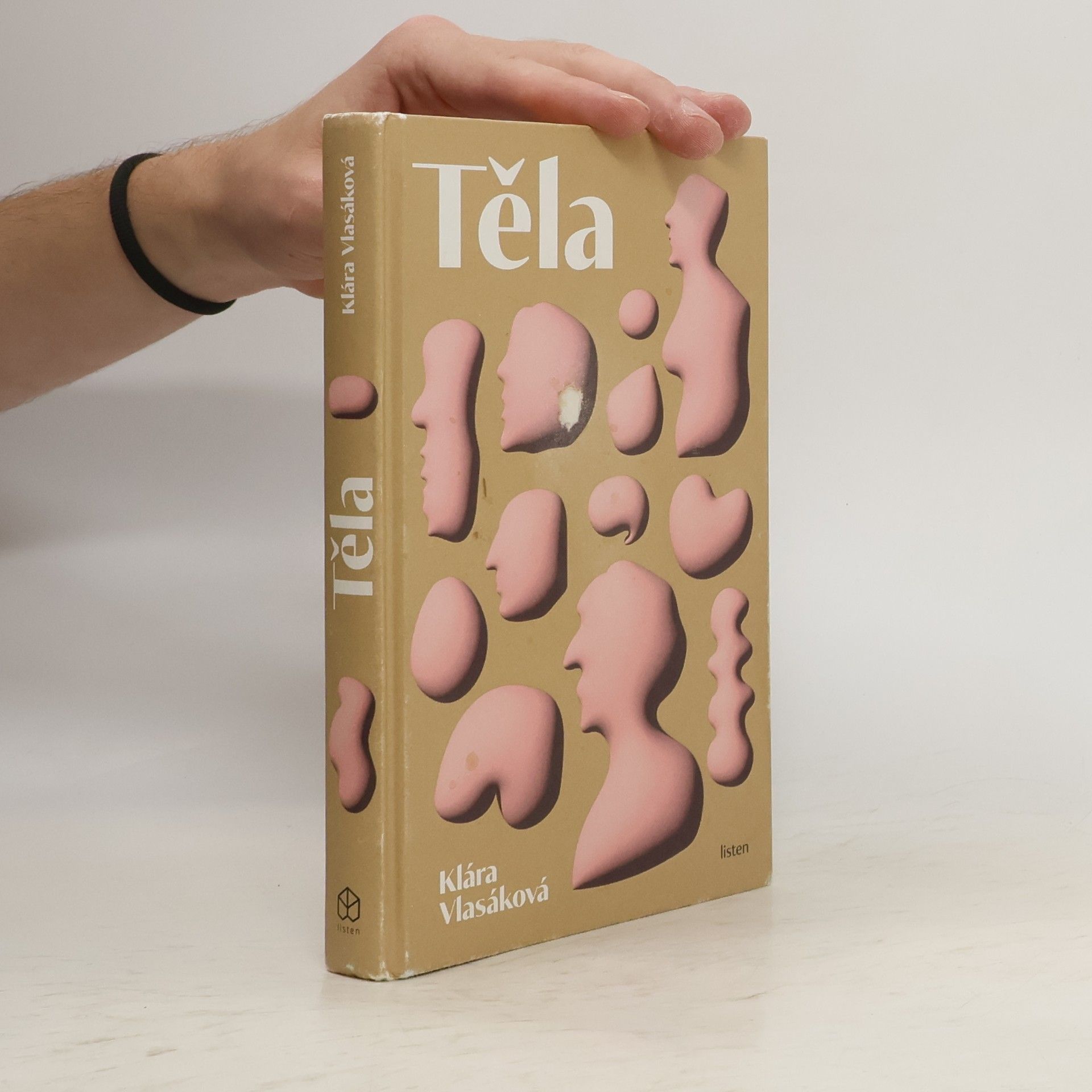Klára Vlasáková Těla