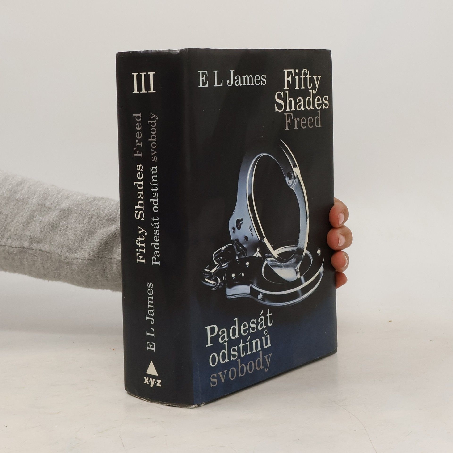 E. L. James Padesát odstínů svobody