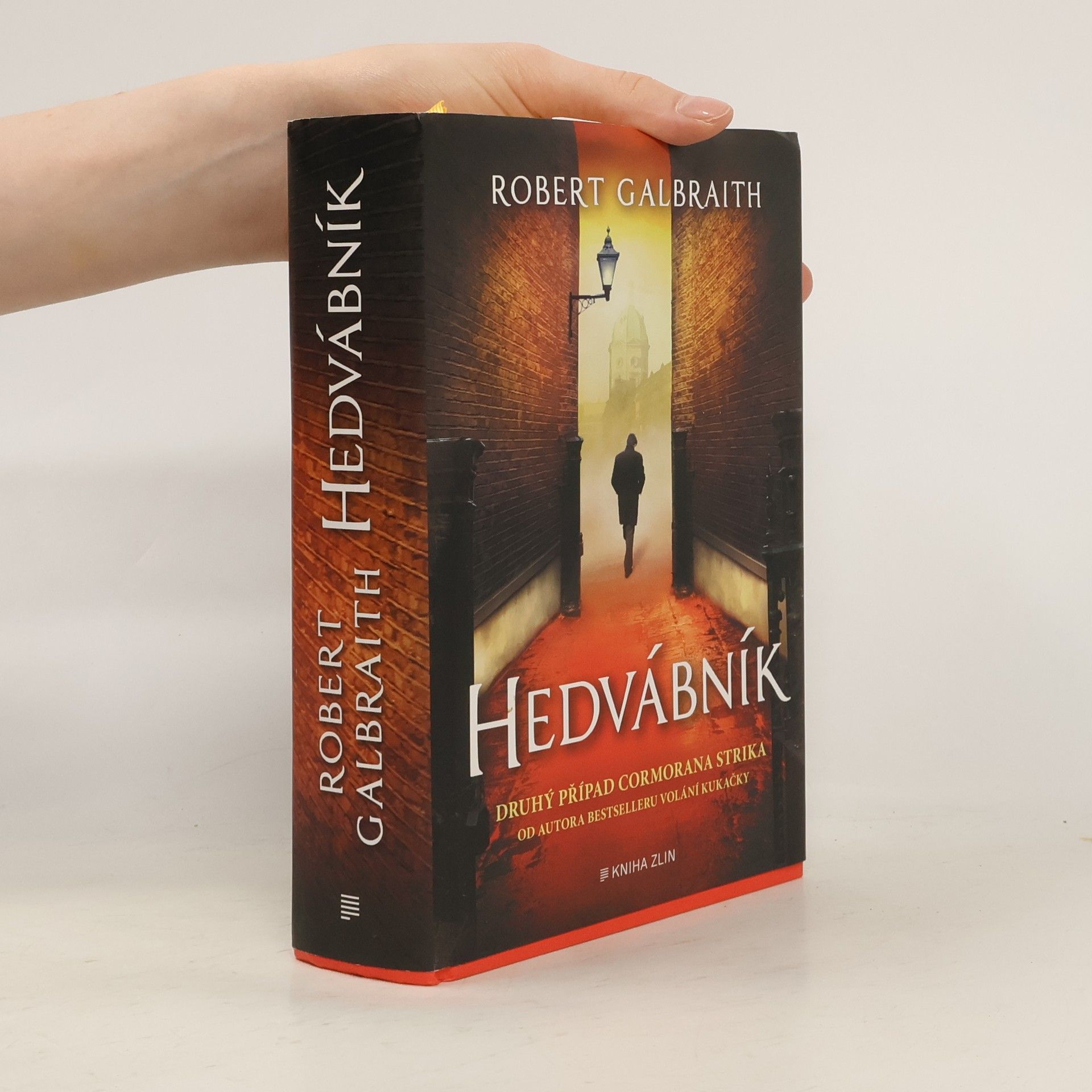 Robert Galbraith Hedvábník