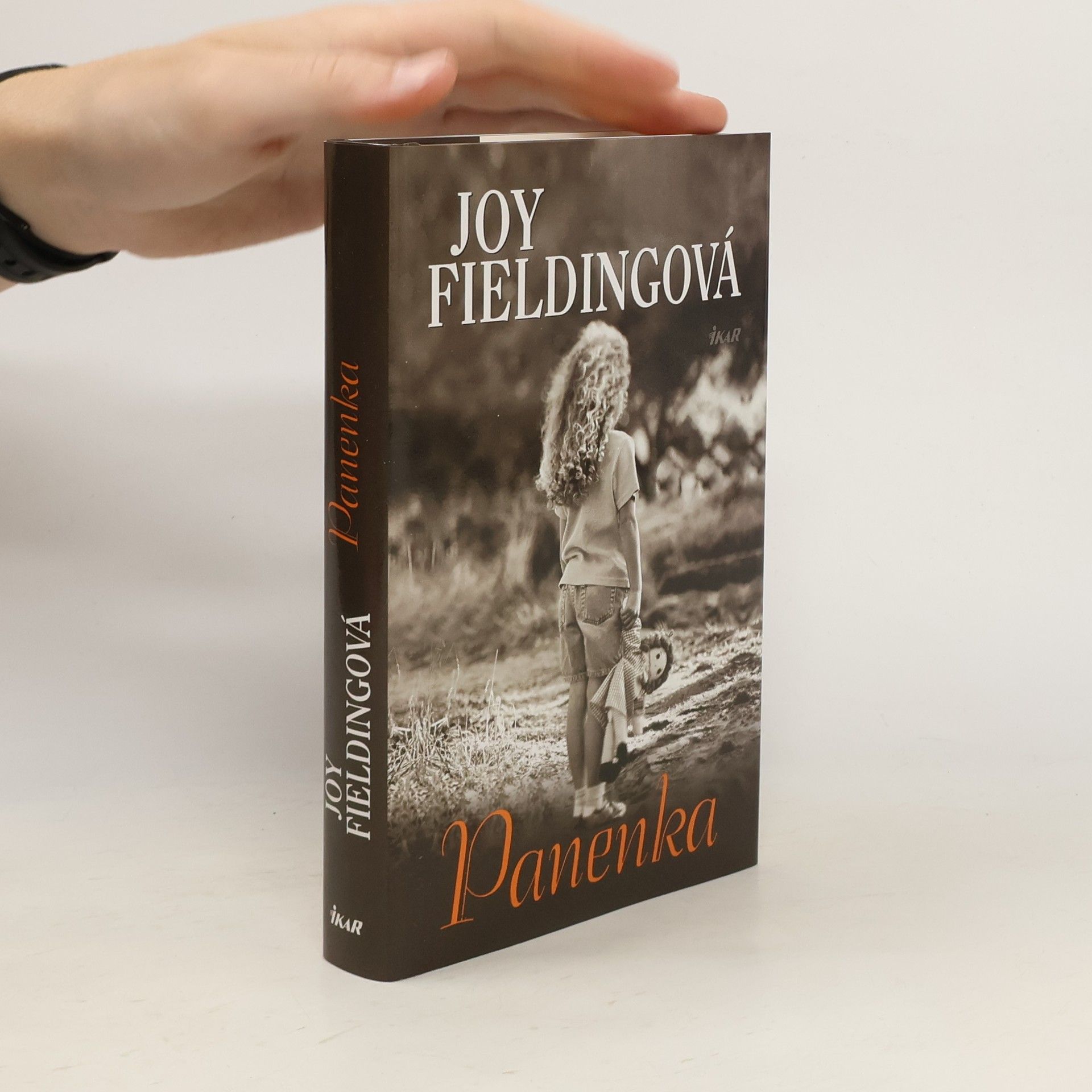Joy Fielding Panenka