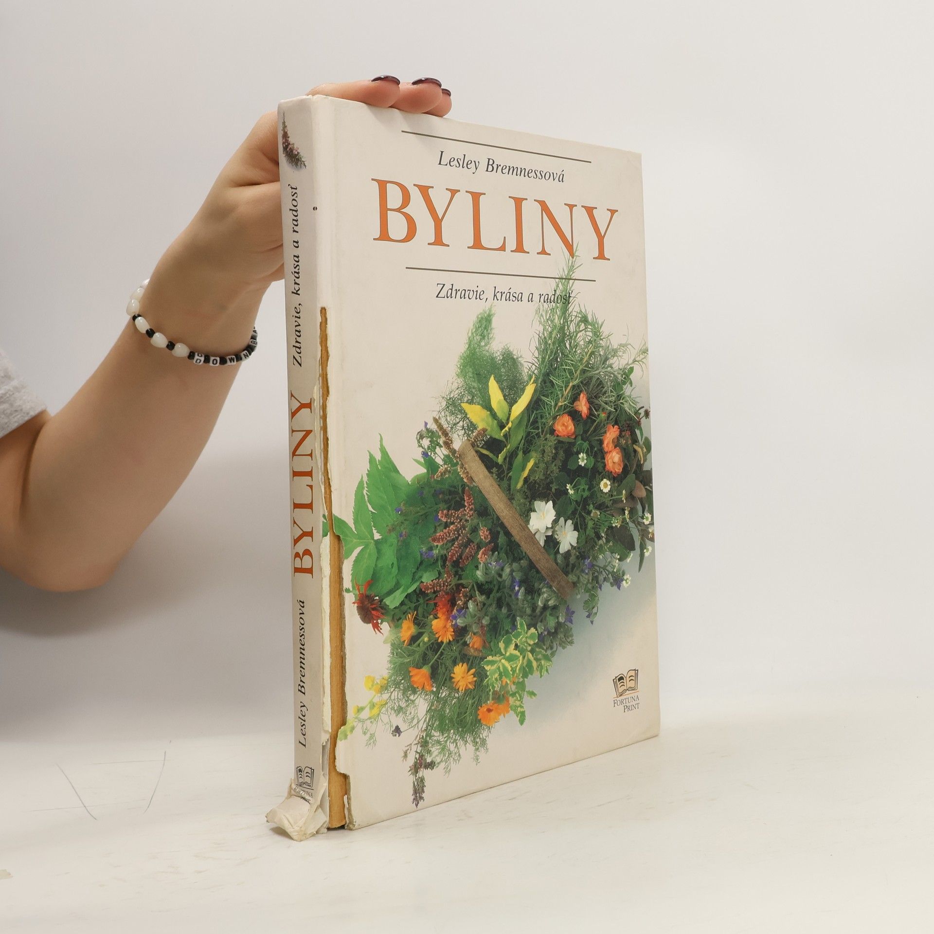 Lesley Bremness Byliny