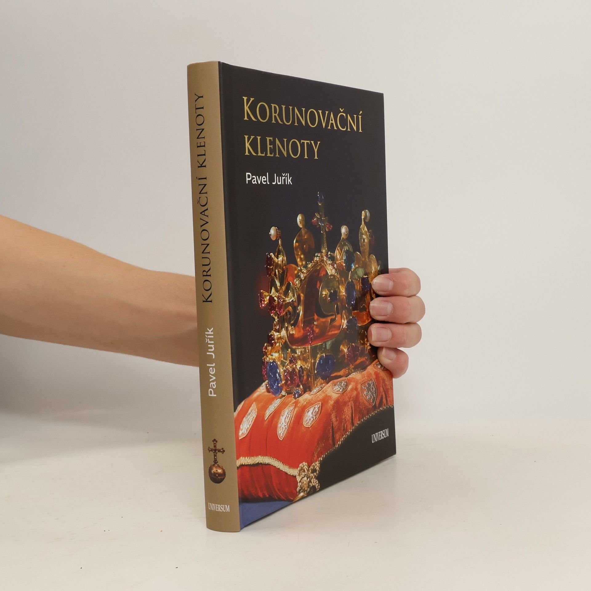 Pavel Juřík Korunovační klenoty