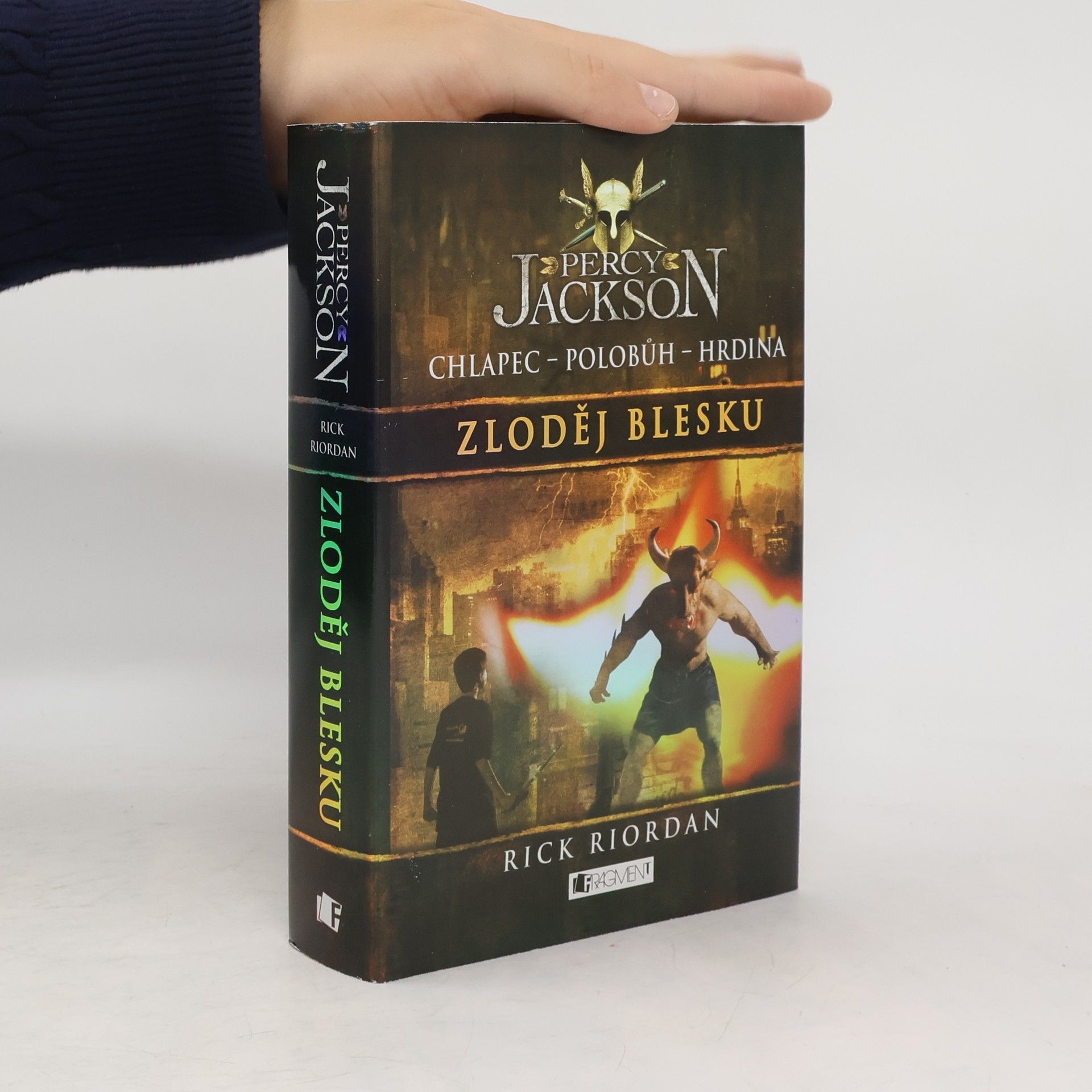 Rick Riordan Percy Jackson. Zloděj blesku